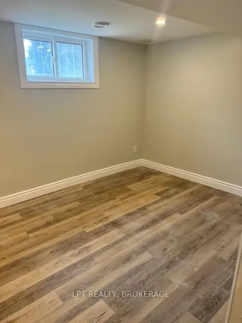 9 Elizabeth Avenue