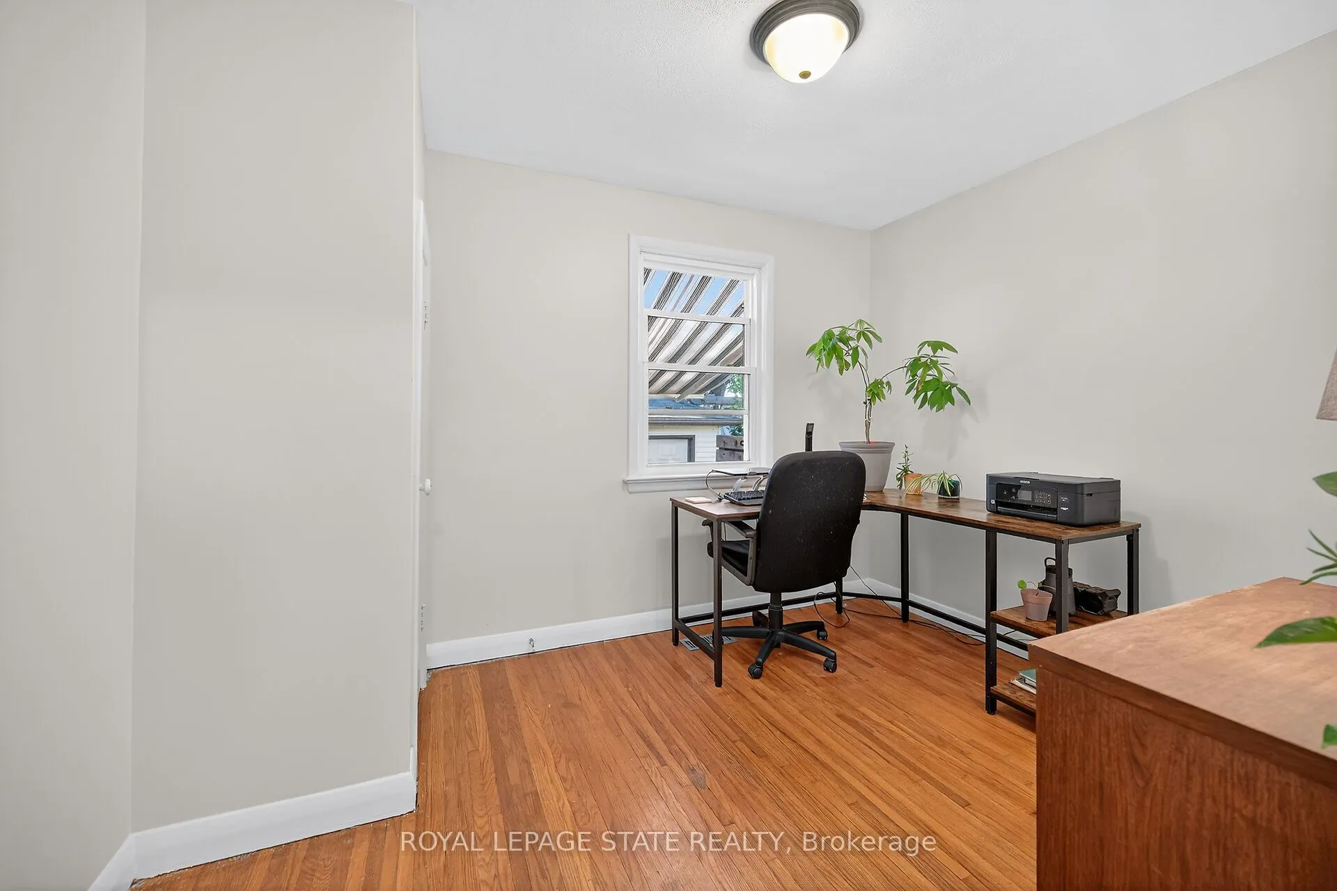 238 East 43rd Street
