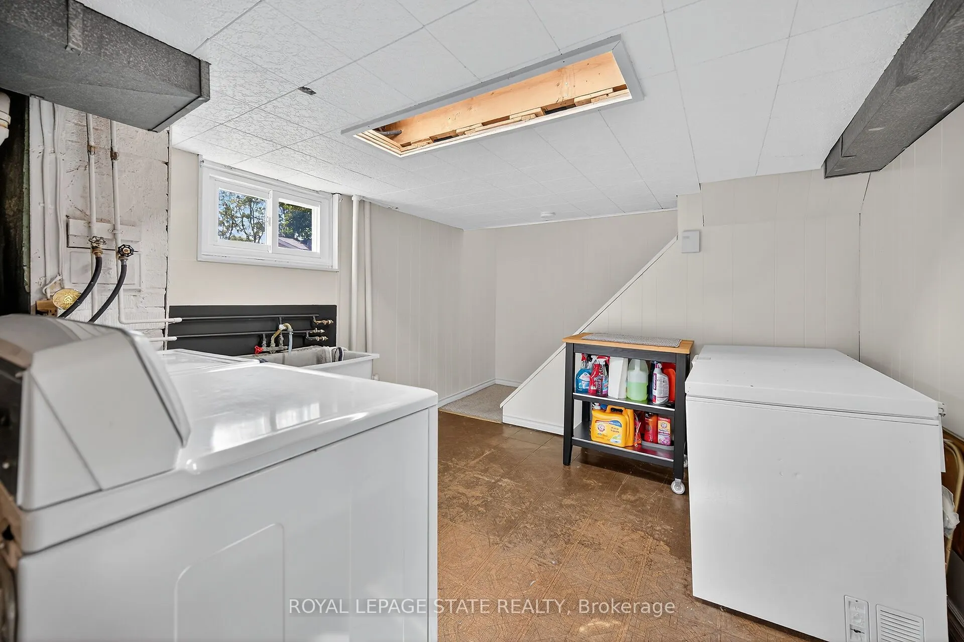 238 East 43rd Street