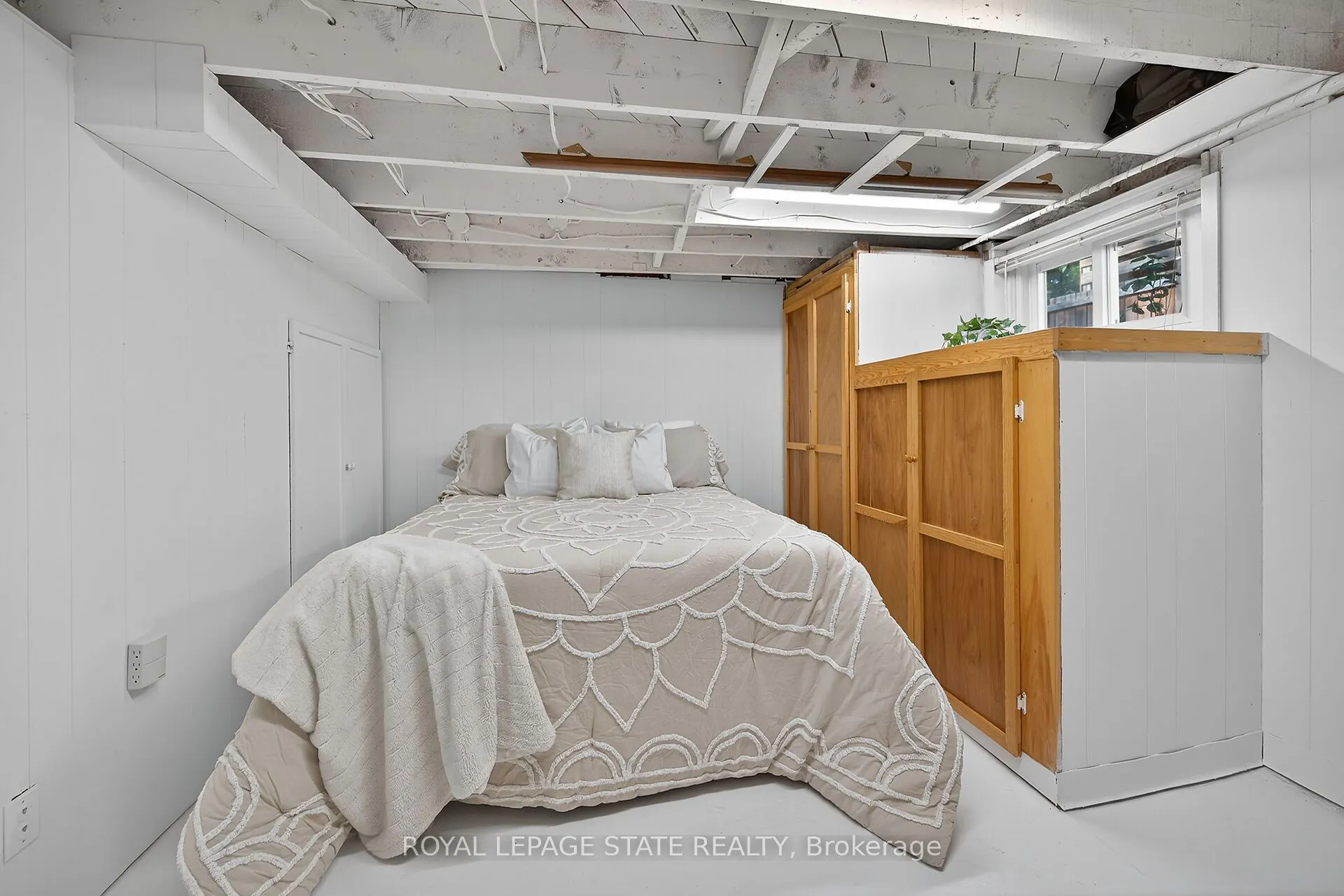 238 East 43rd Street