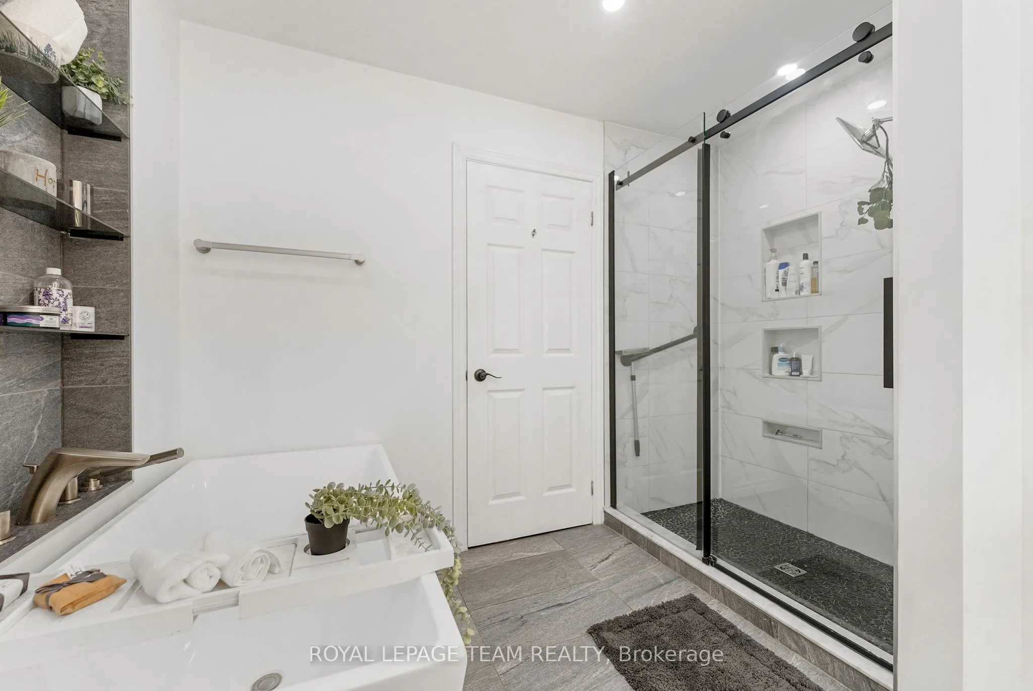 230 Opeongo Road