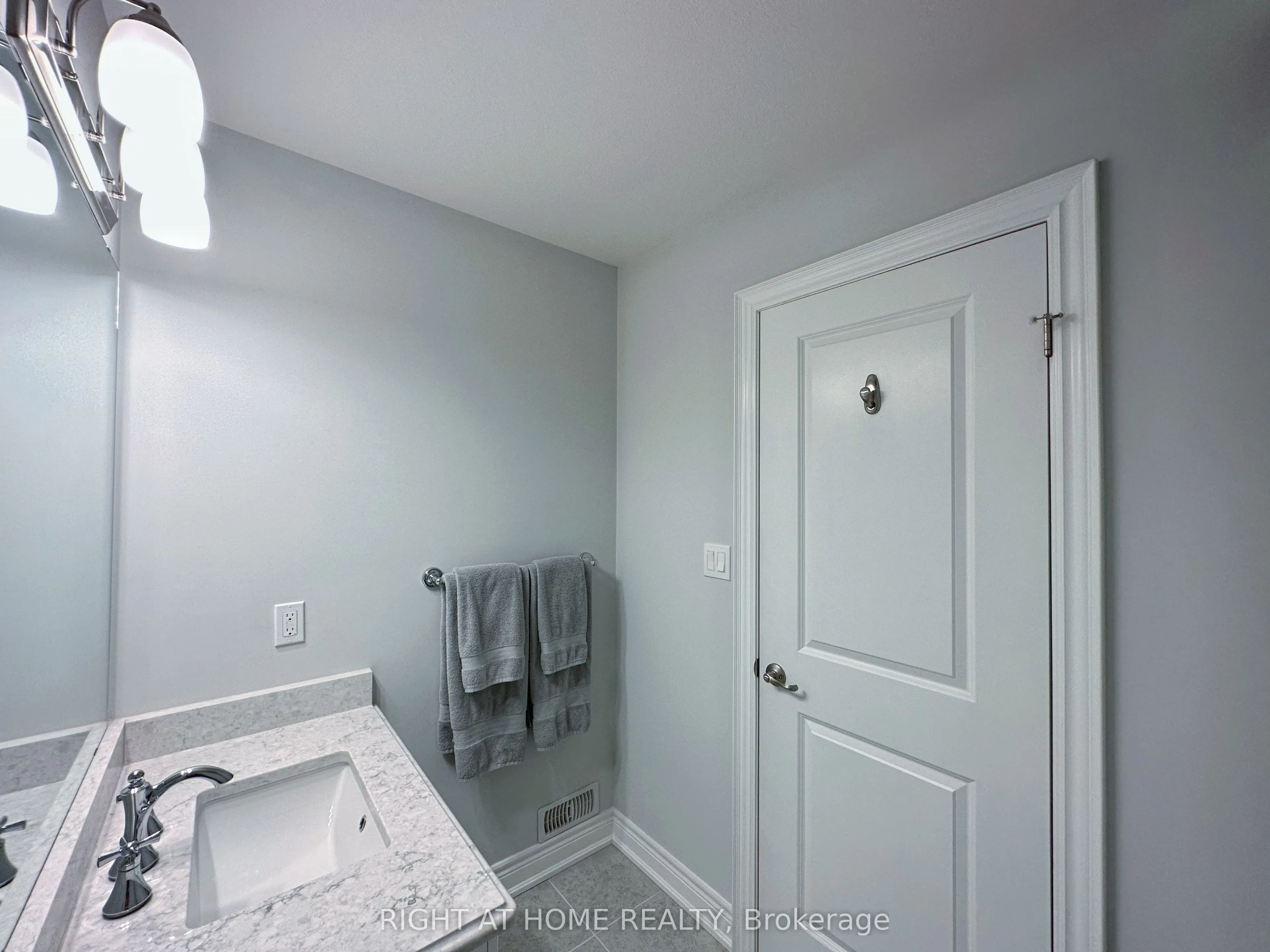 3628 Allen Trail