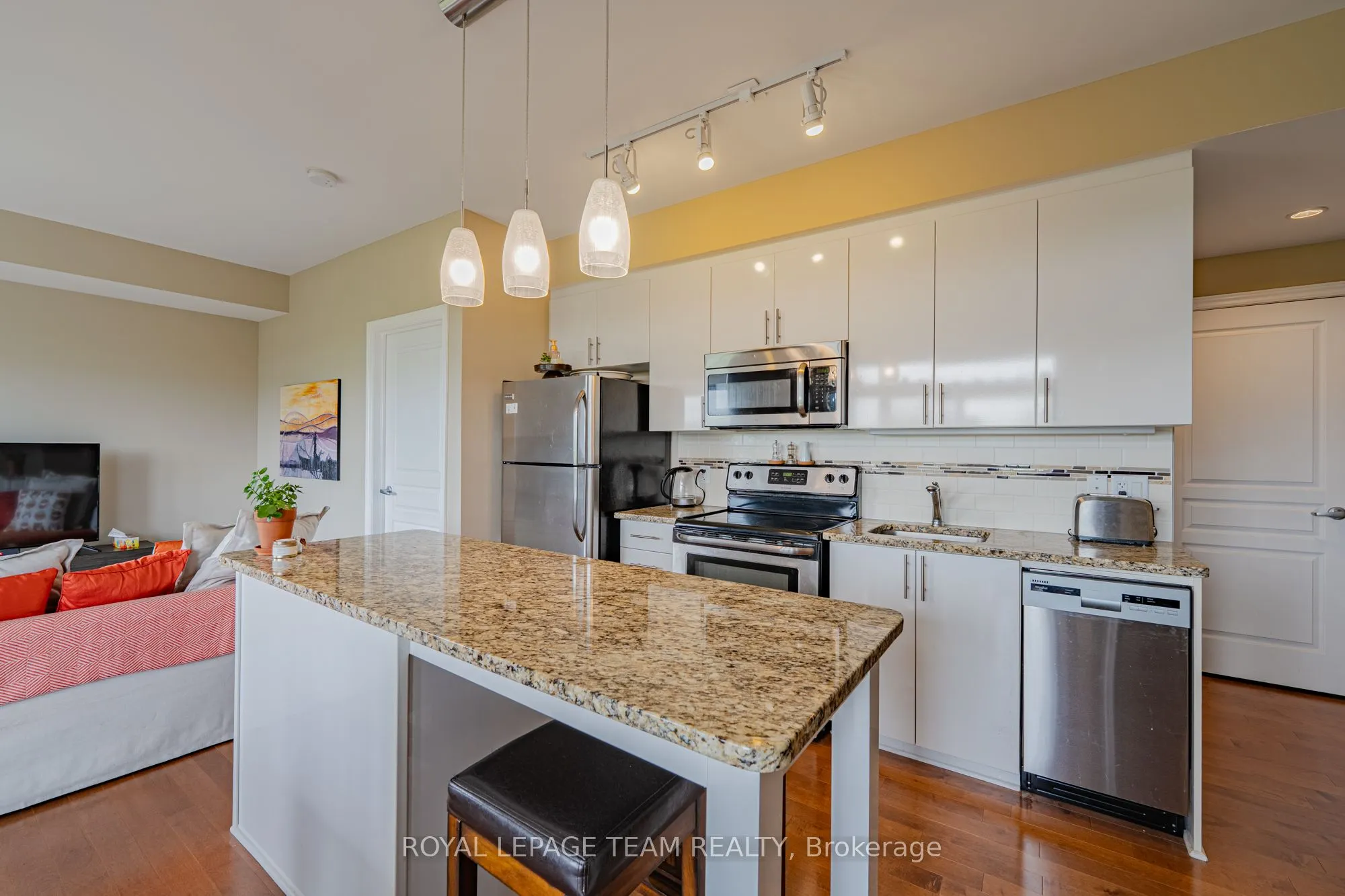 805 Beauparc Private, #304