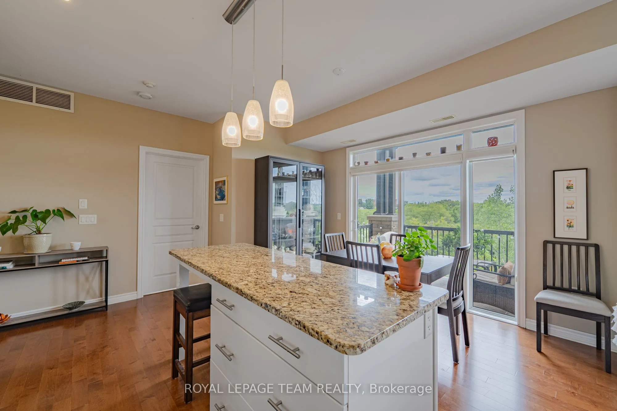 805 Beauparc Private, #304