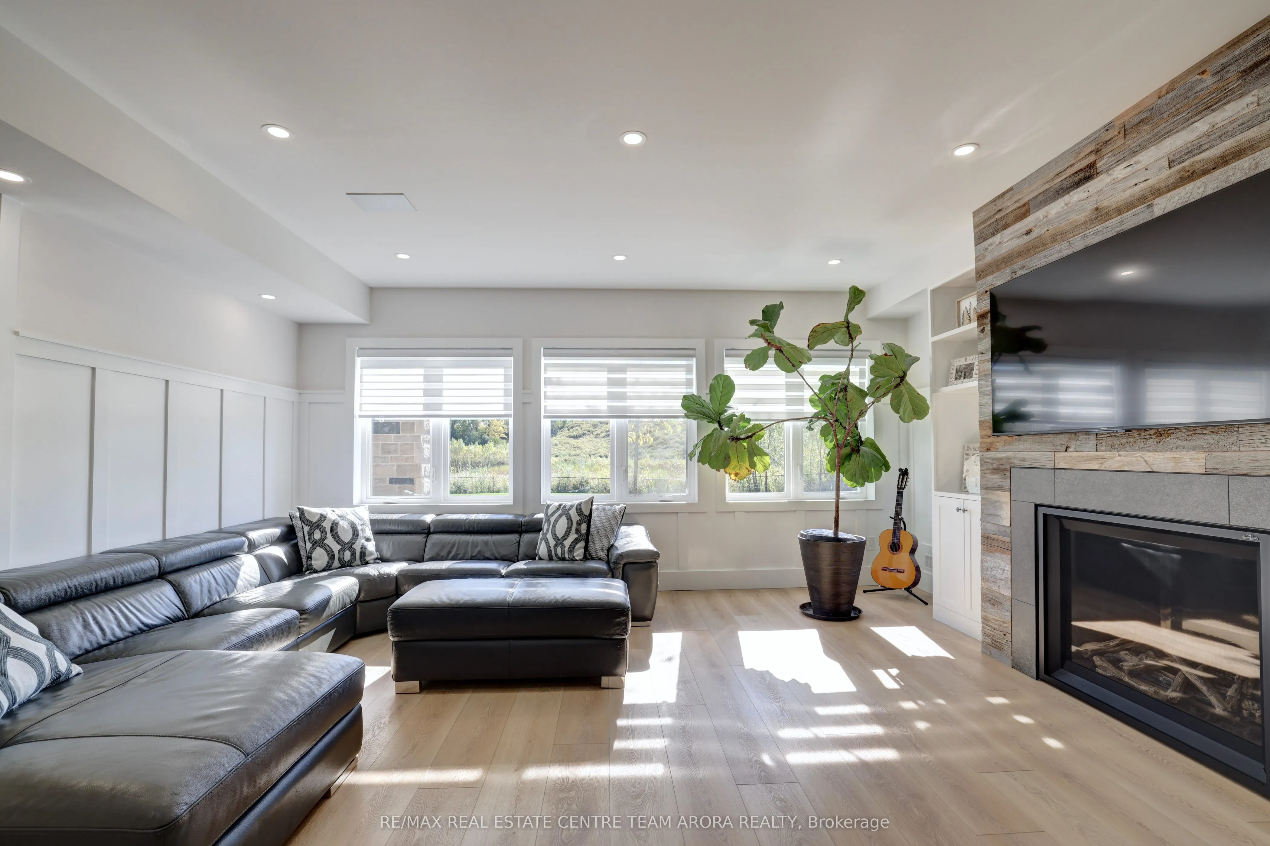 23 Whitcombe Way
