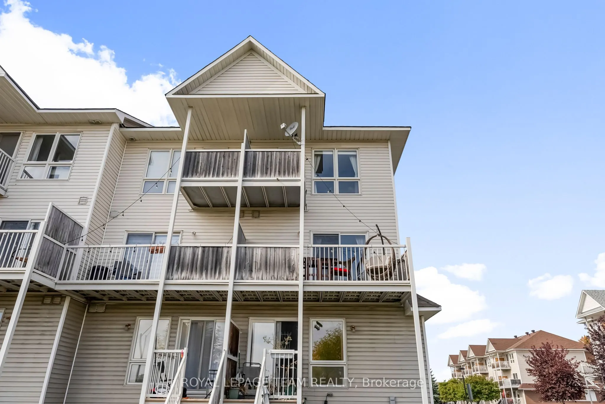 368 Crownridge Drive