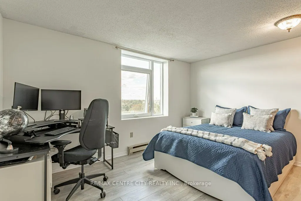 45 Pond Mills Road, #915