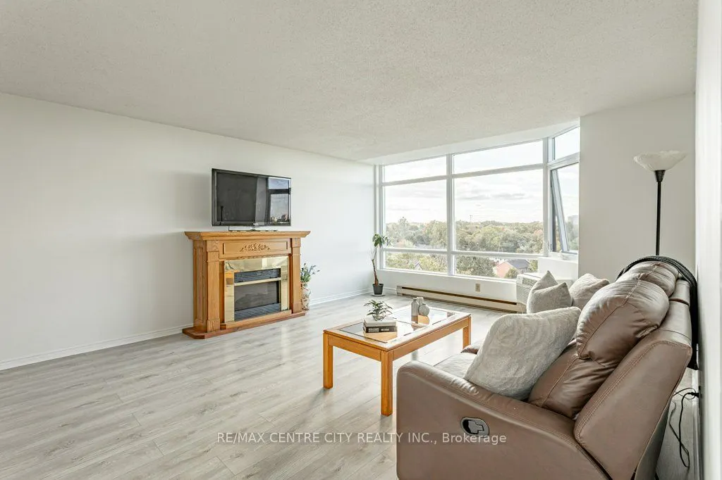 45 Pond Mills Road, #915