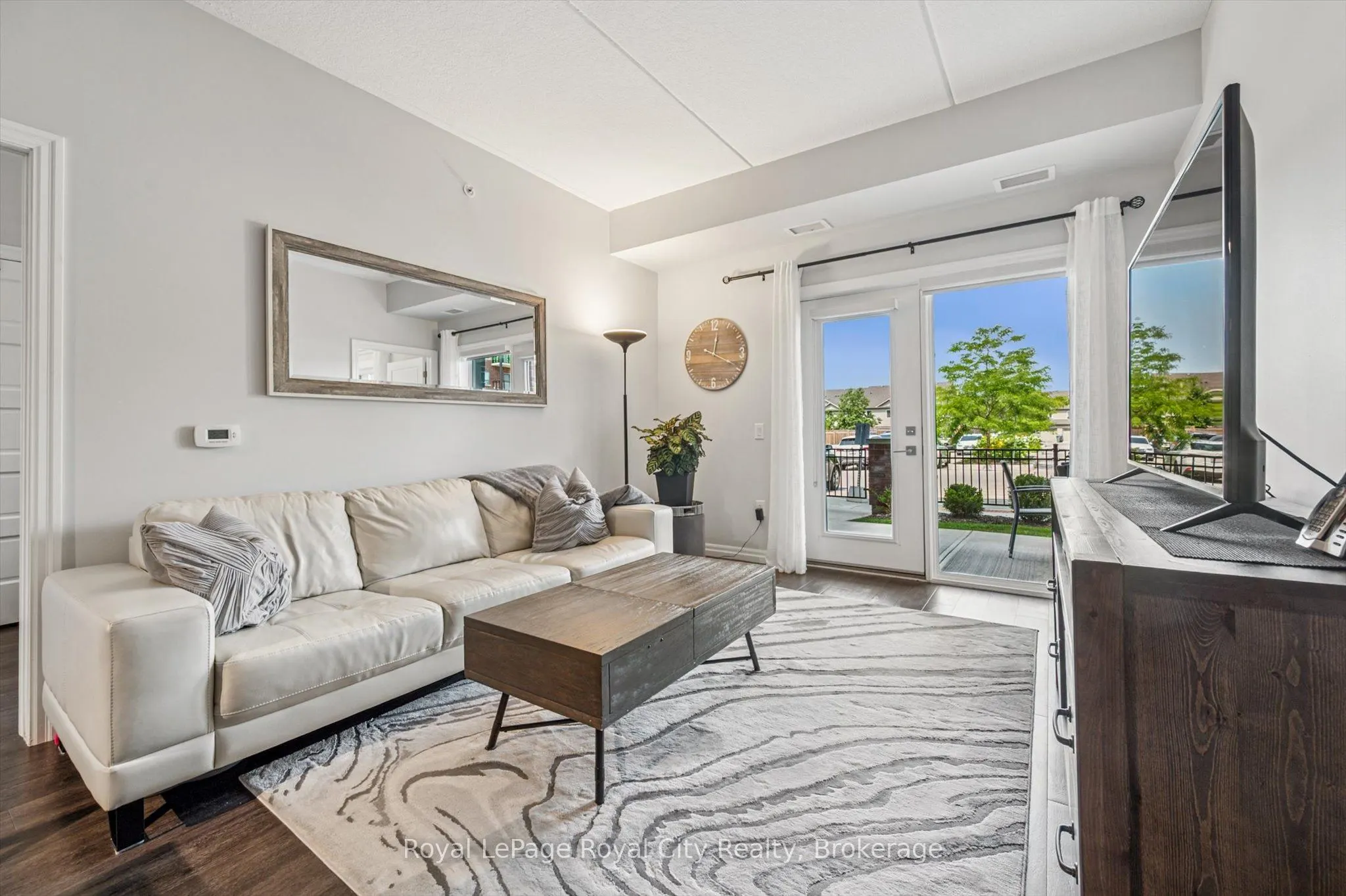 35 Kingsbury Square, #121