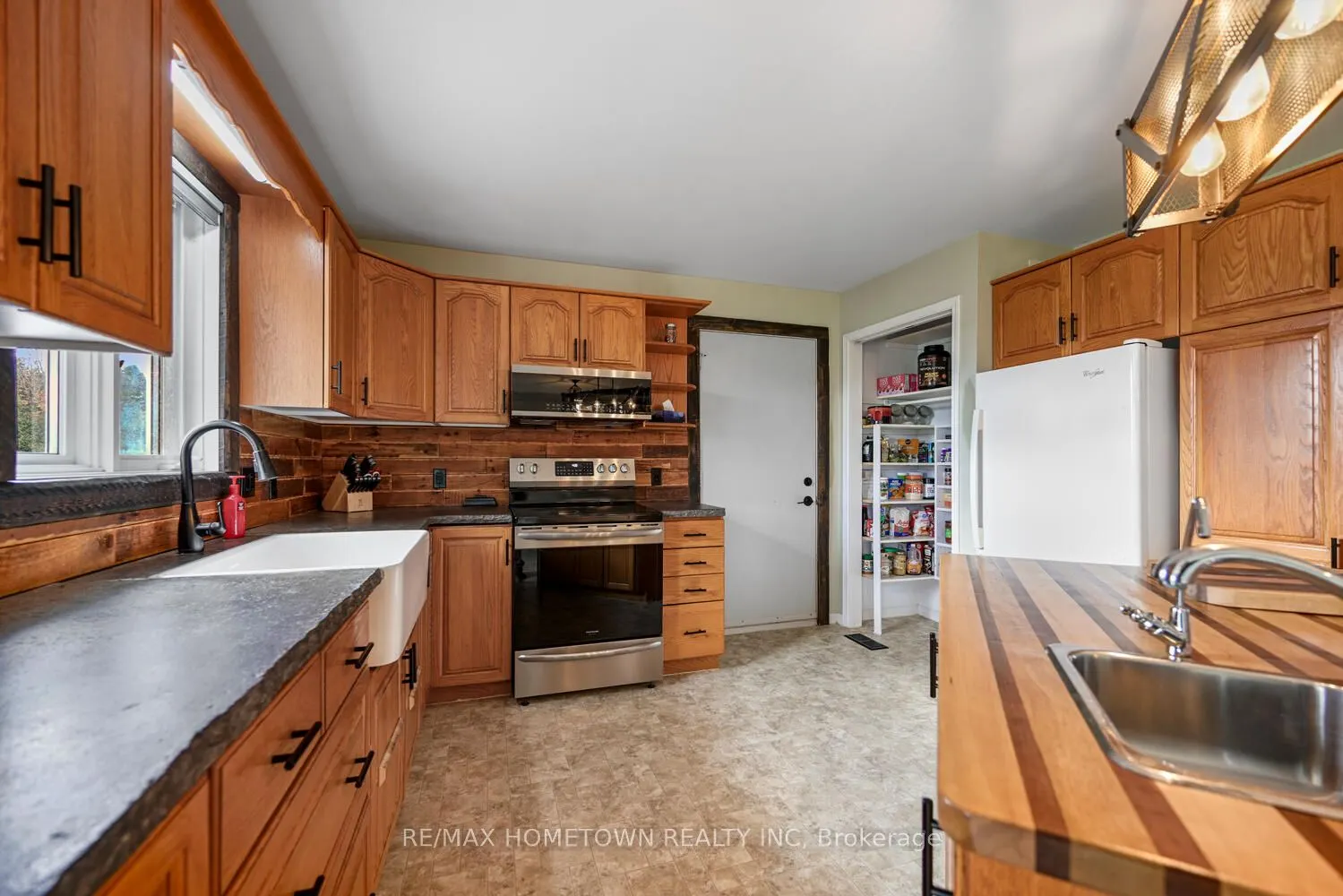 9482 County Rd 7 Road