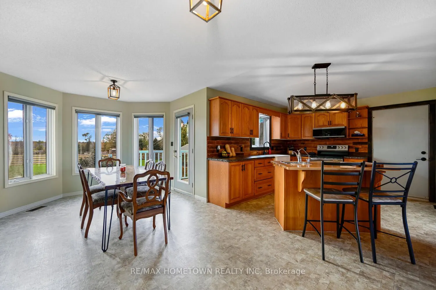 9482 County Rd 7 Road