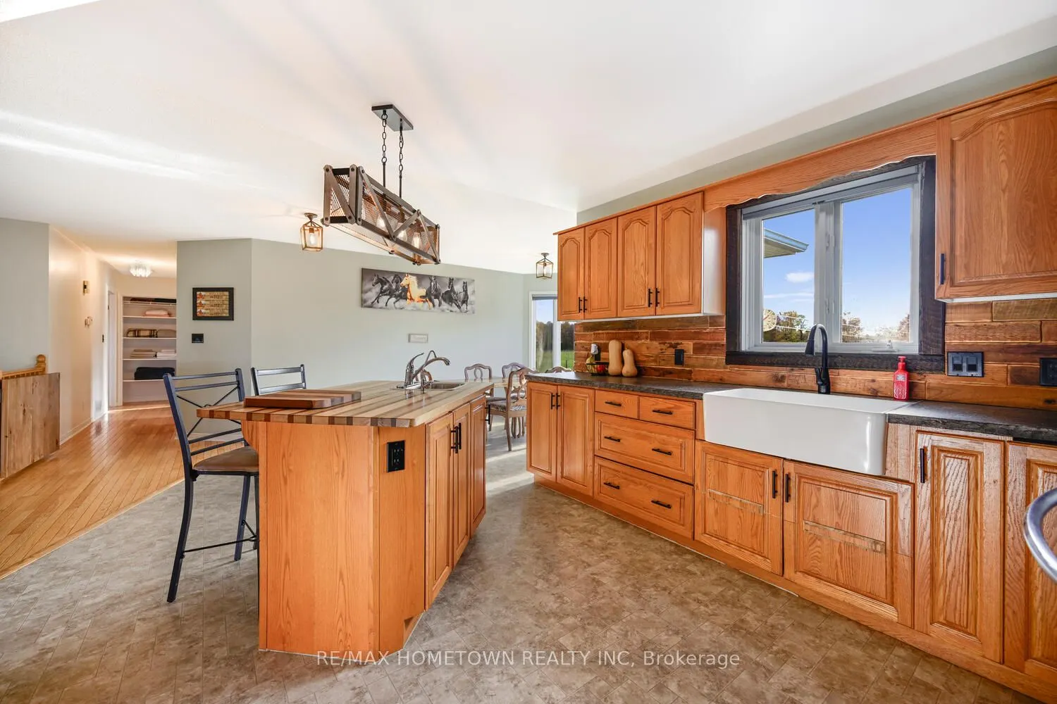 9482 County Rd 7 Road