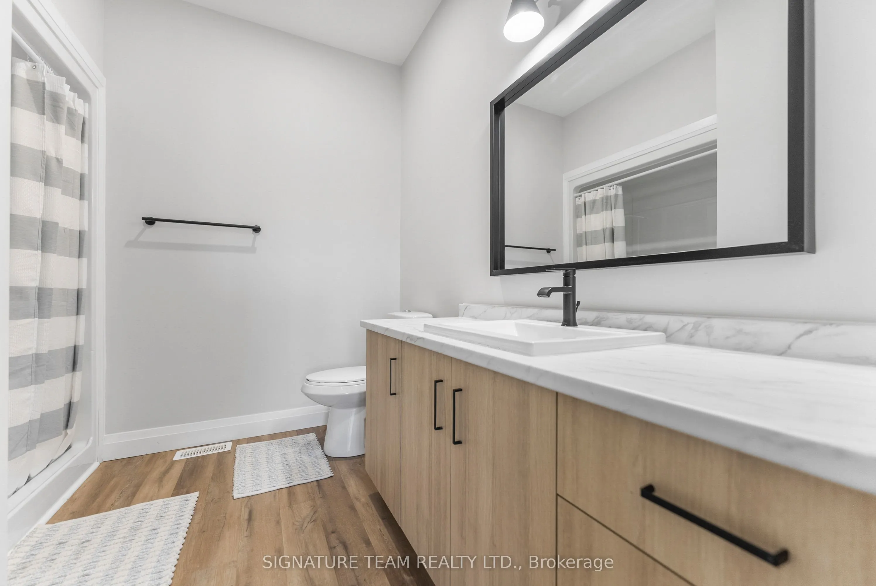 311 Forestview Crescent