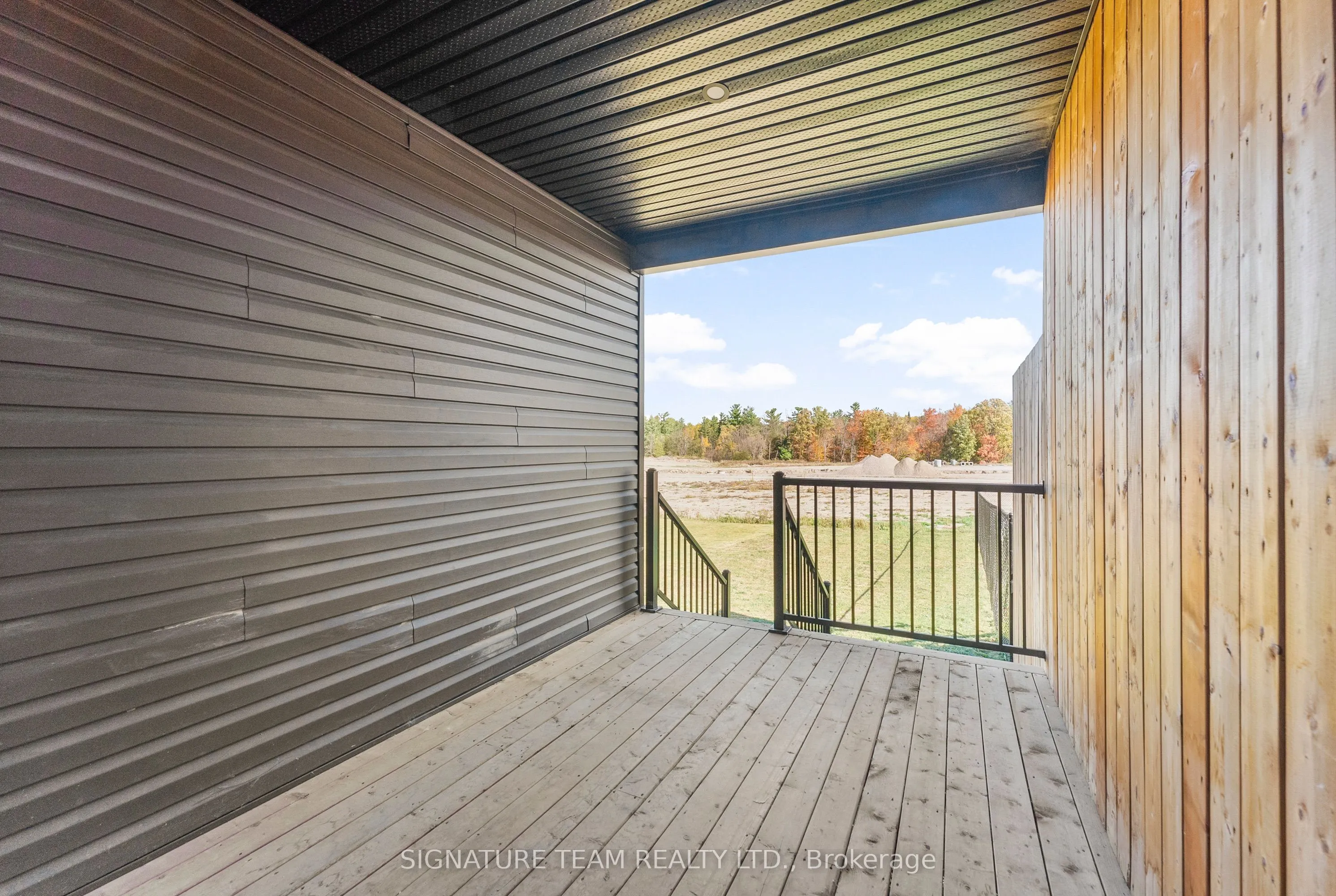 311 Forestview Crescent