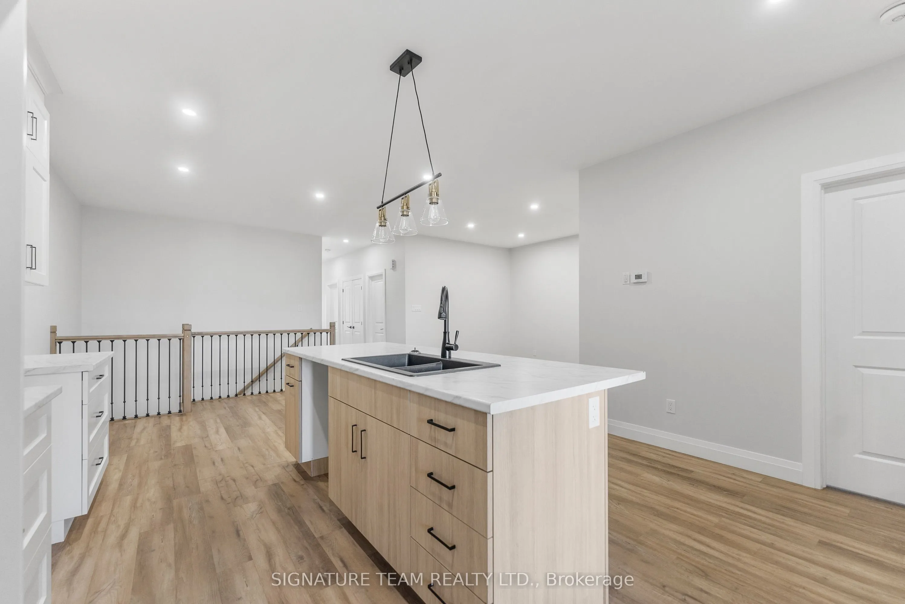 311 Forestview Crescent