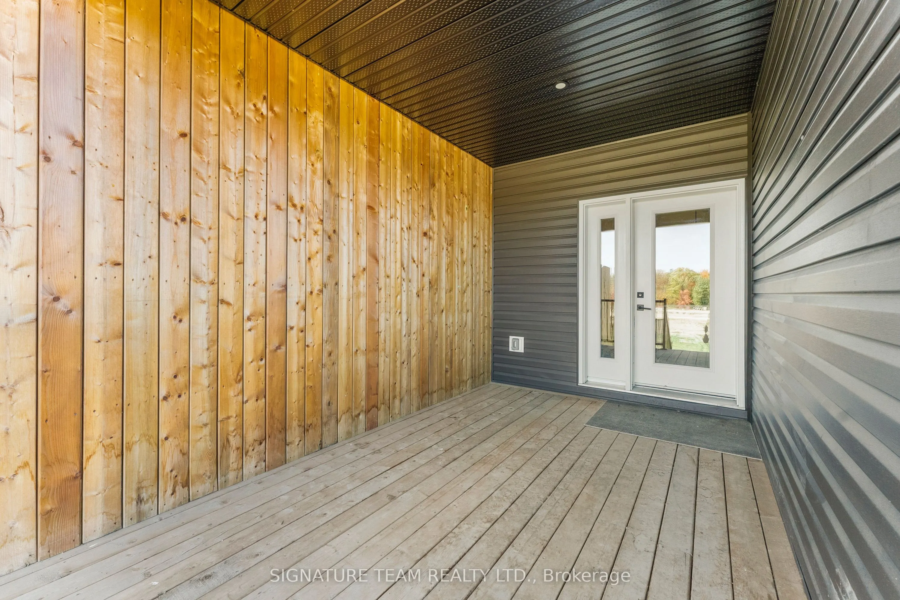 311 Forestview Crescent