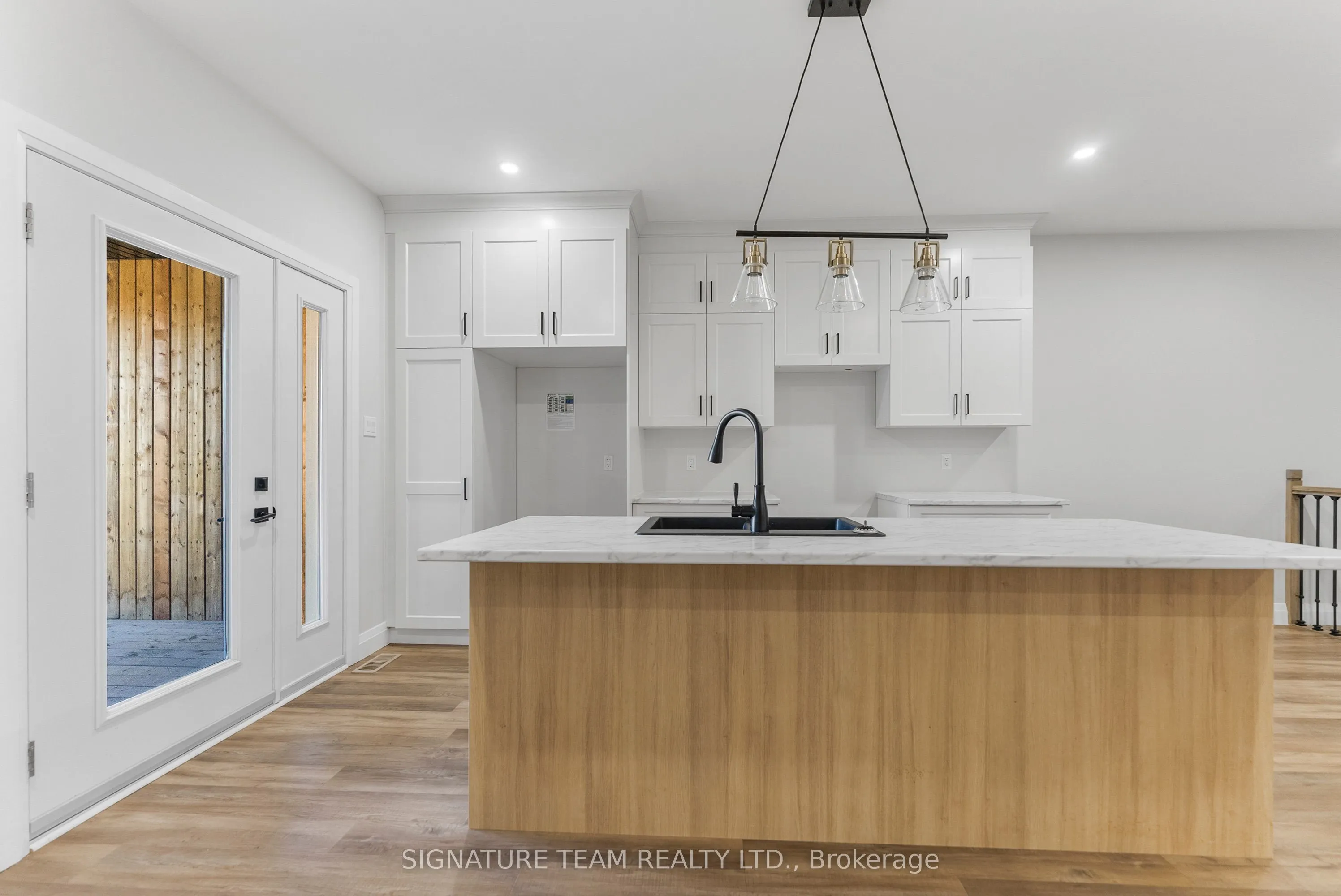 311 Forestview Crescent