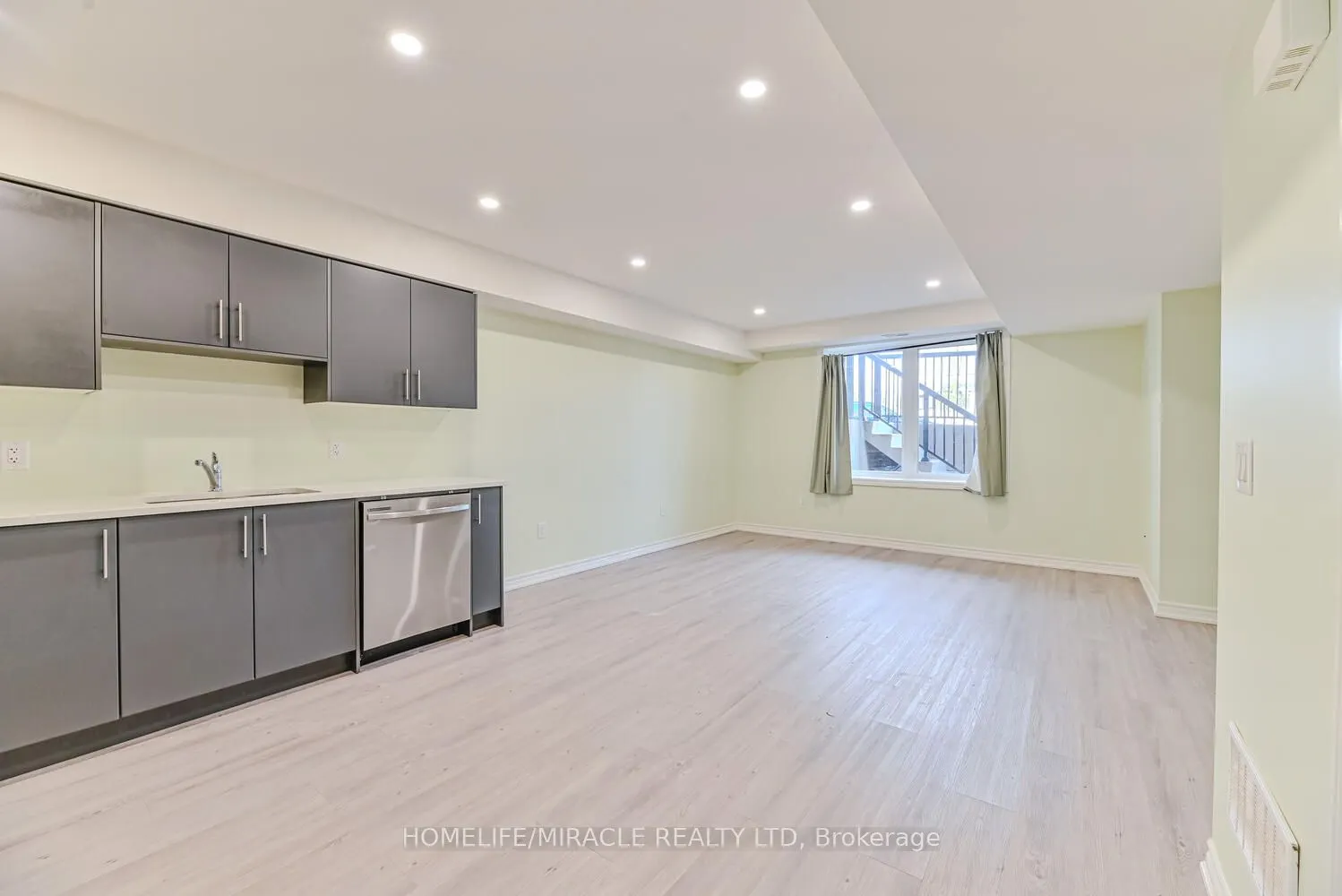 289 Chapel Hill Drive, #49