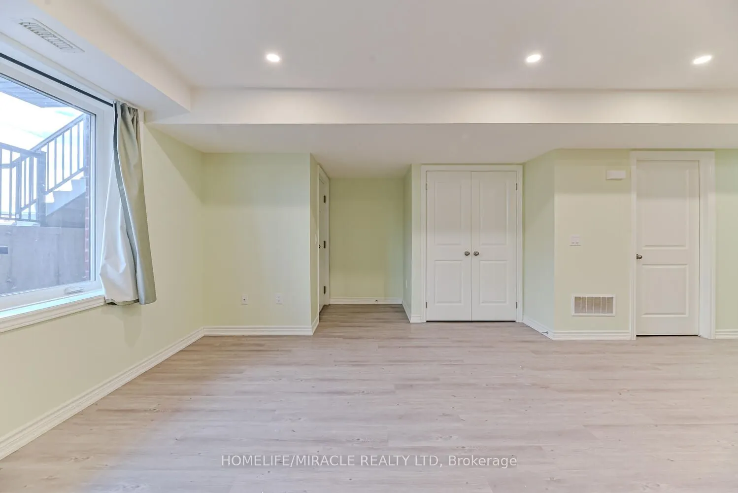 289 Chapel Hill Drive, #49