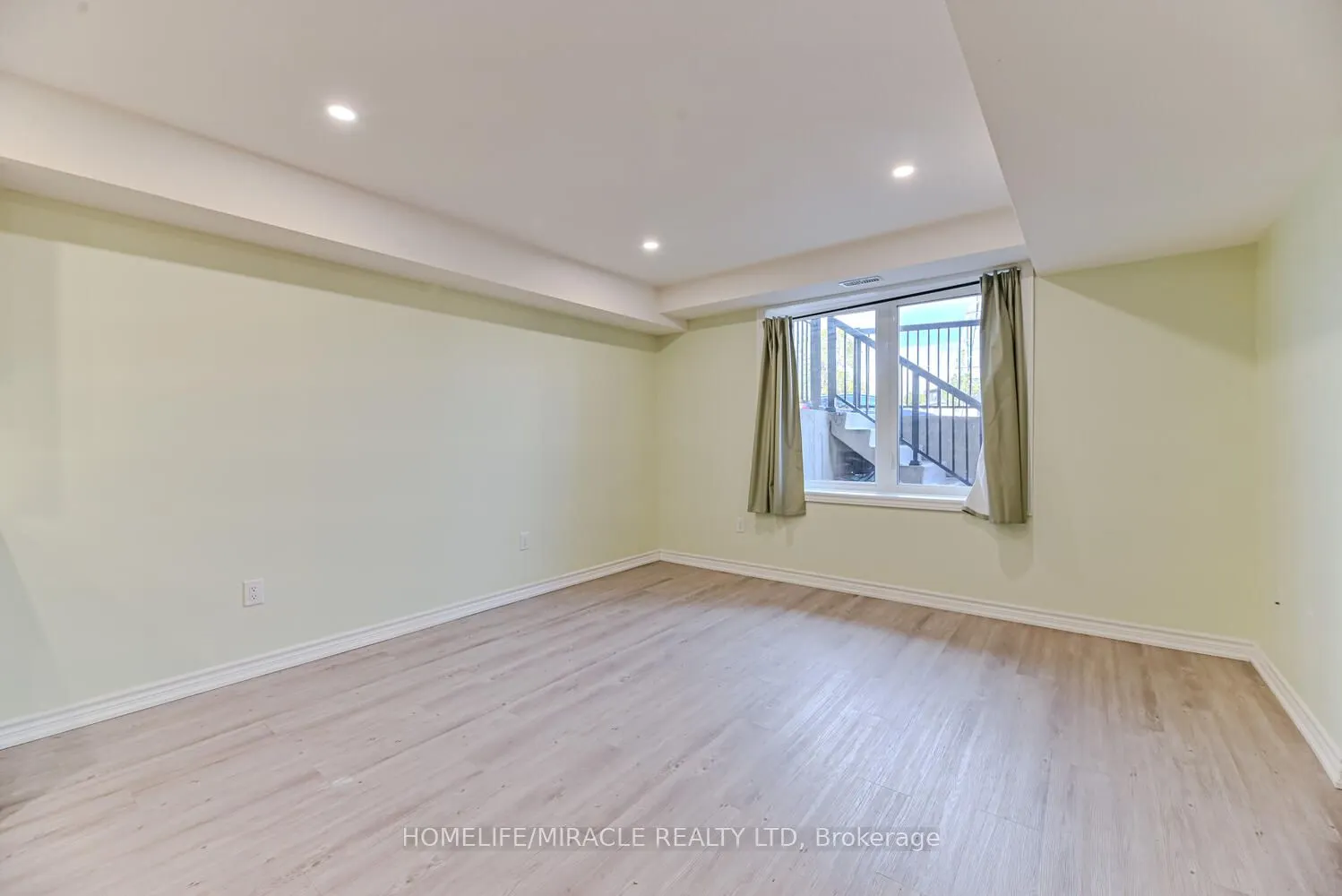 289 Chapel Hill Drive, #49