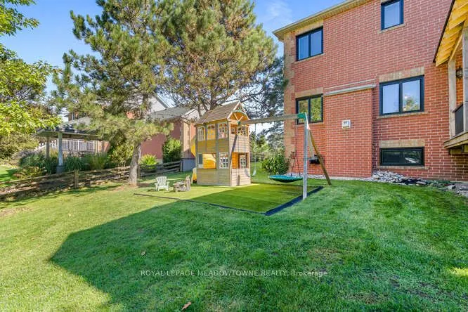 18 Mccullogh Drive