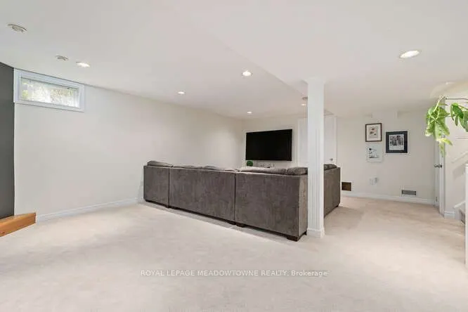 18 Mccullogh Drive