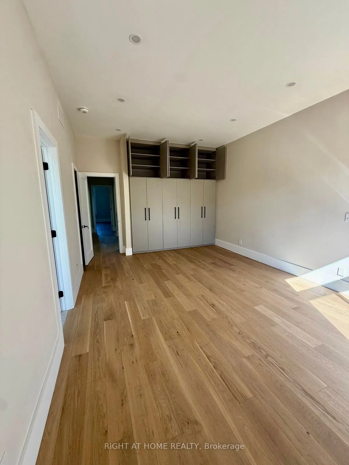 79B River Street