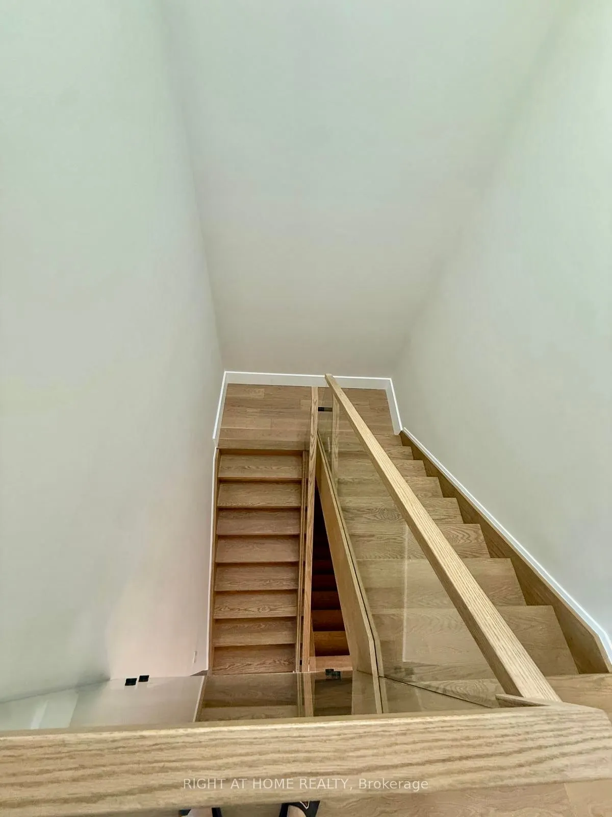 79B River Street