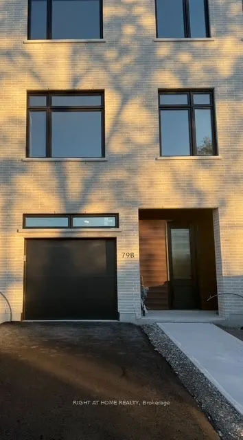 79B River Street