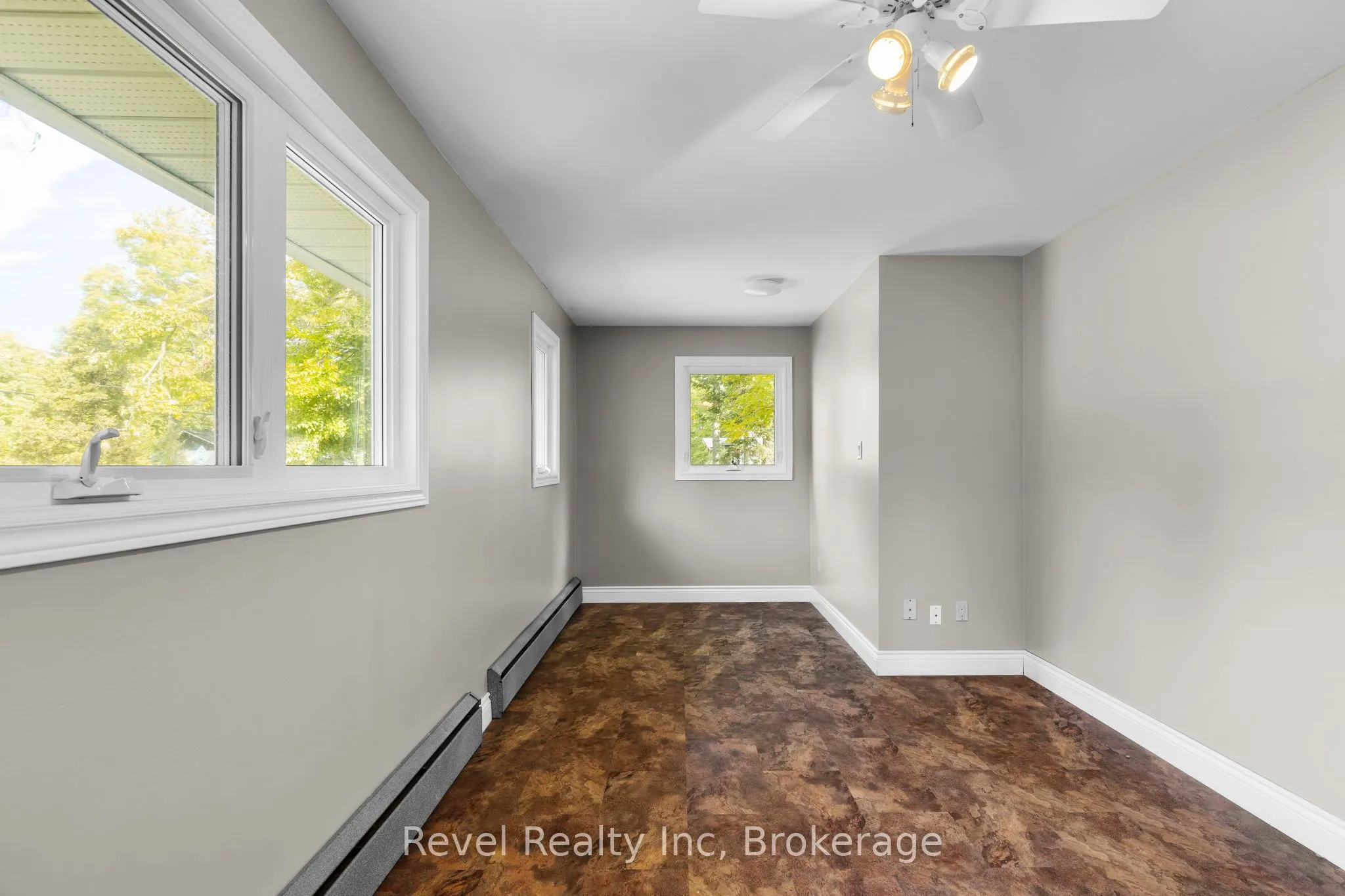 19 Sandy Plains Road