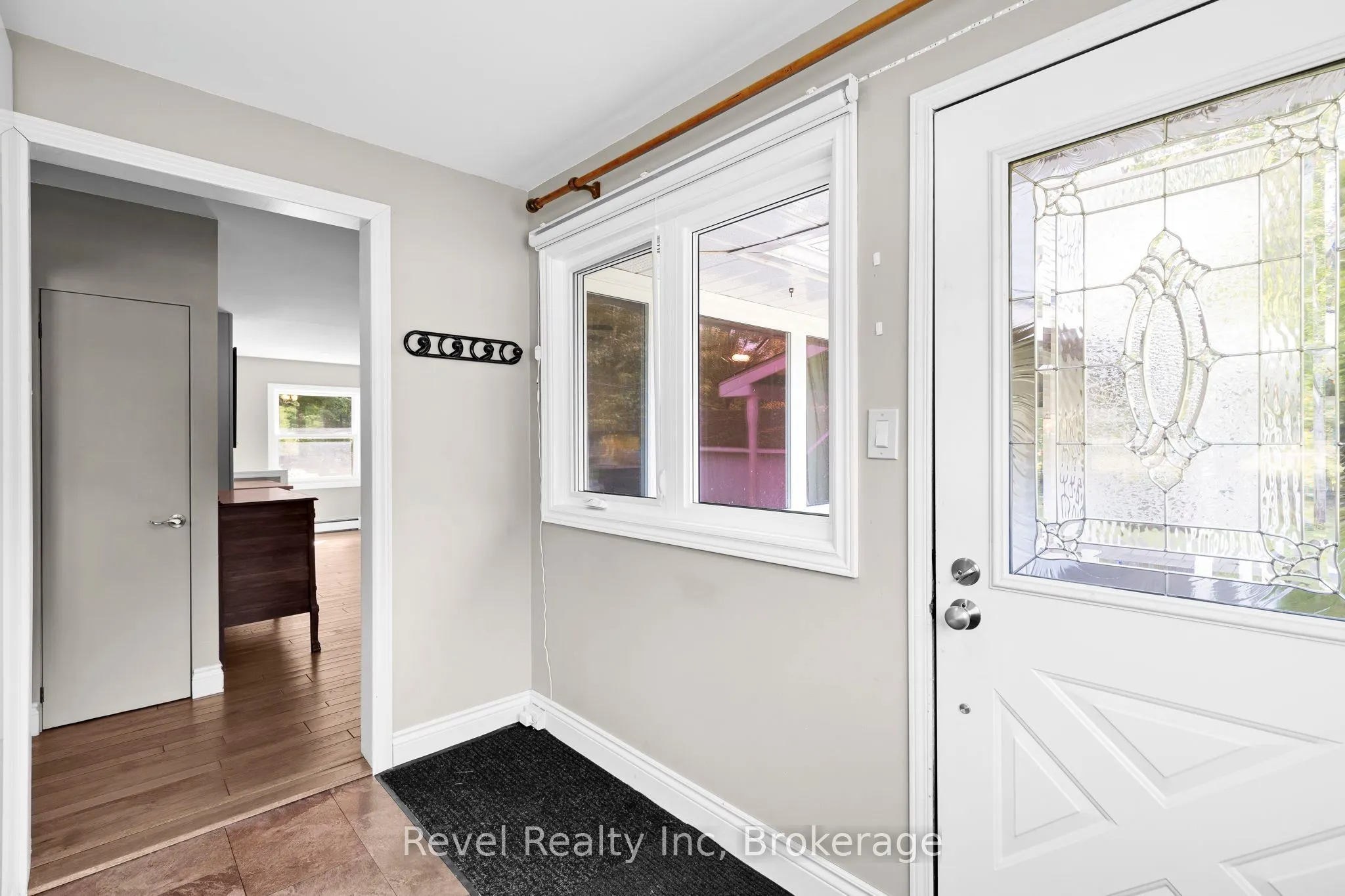 19 Sandy Plains Road