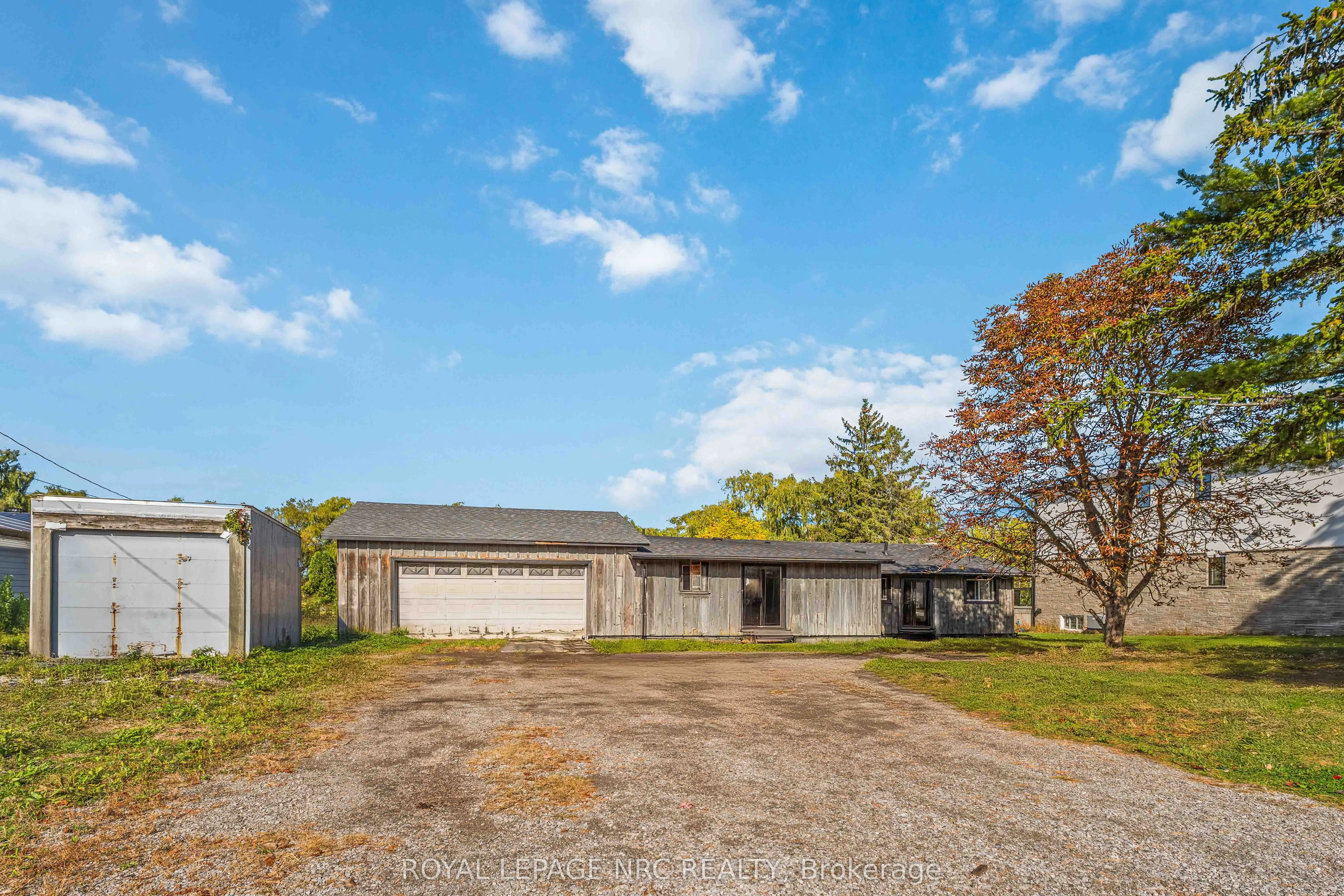 4793 Lyons Parkway
