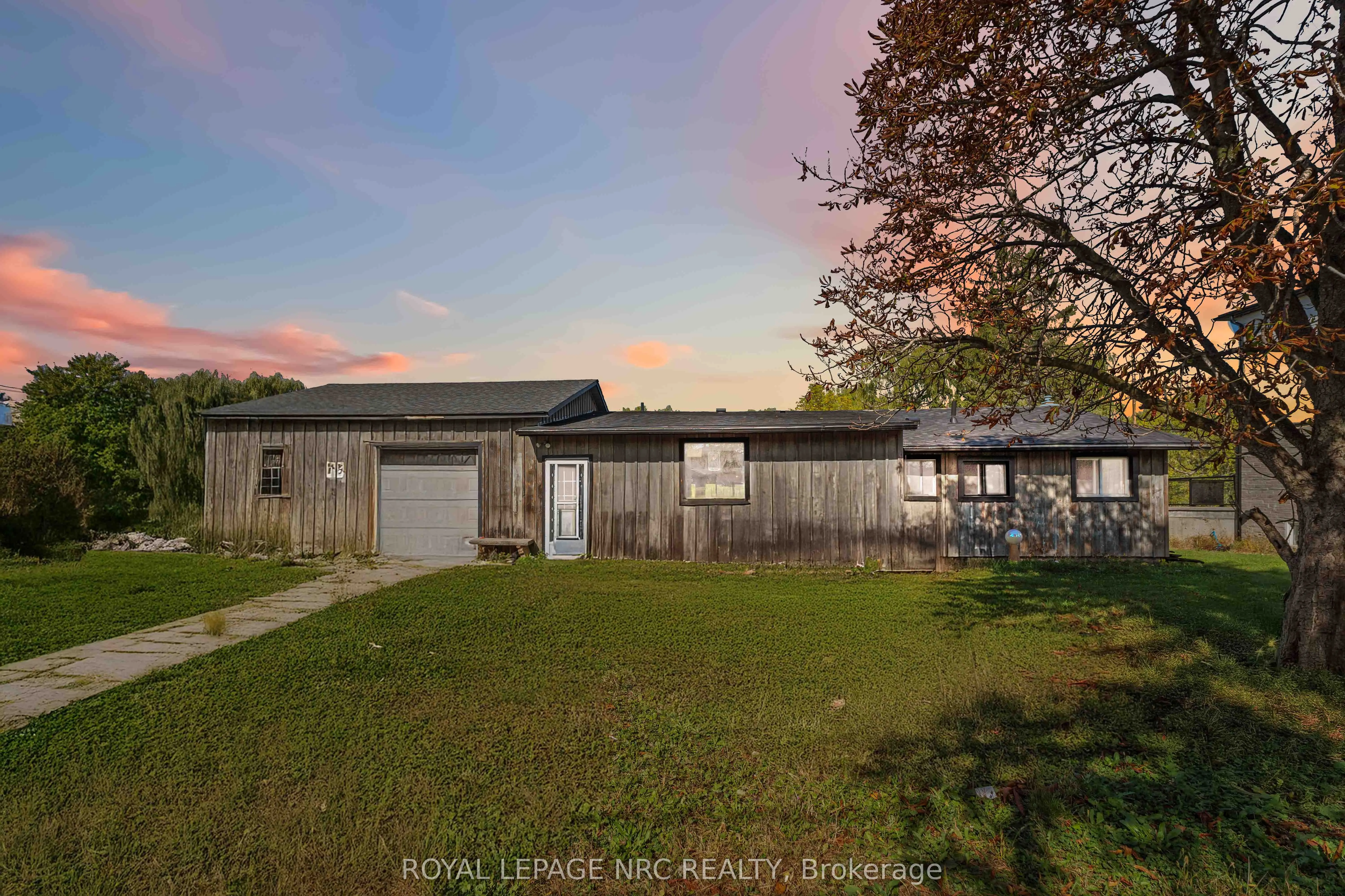 4793 Lyons Parkway