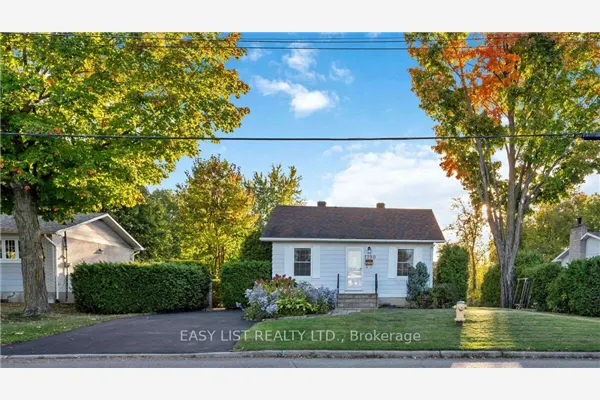 1290 St. Jean Street