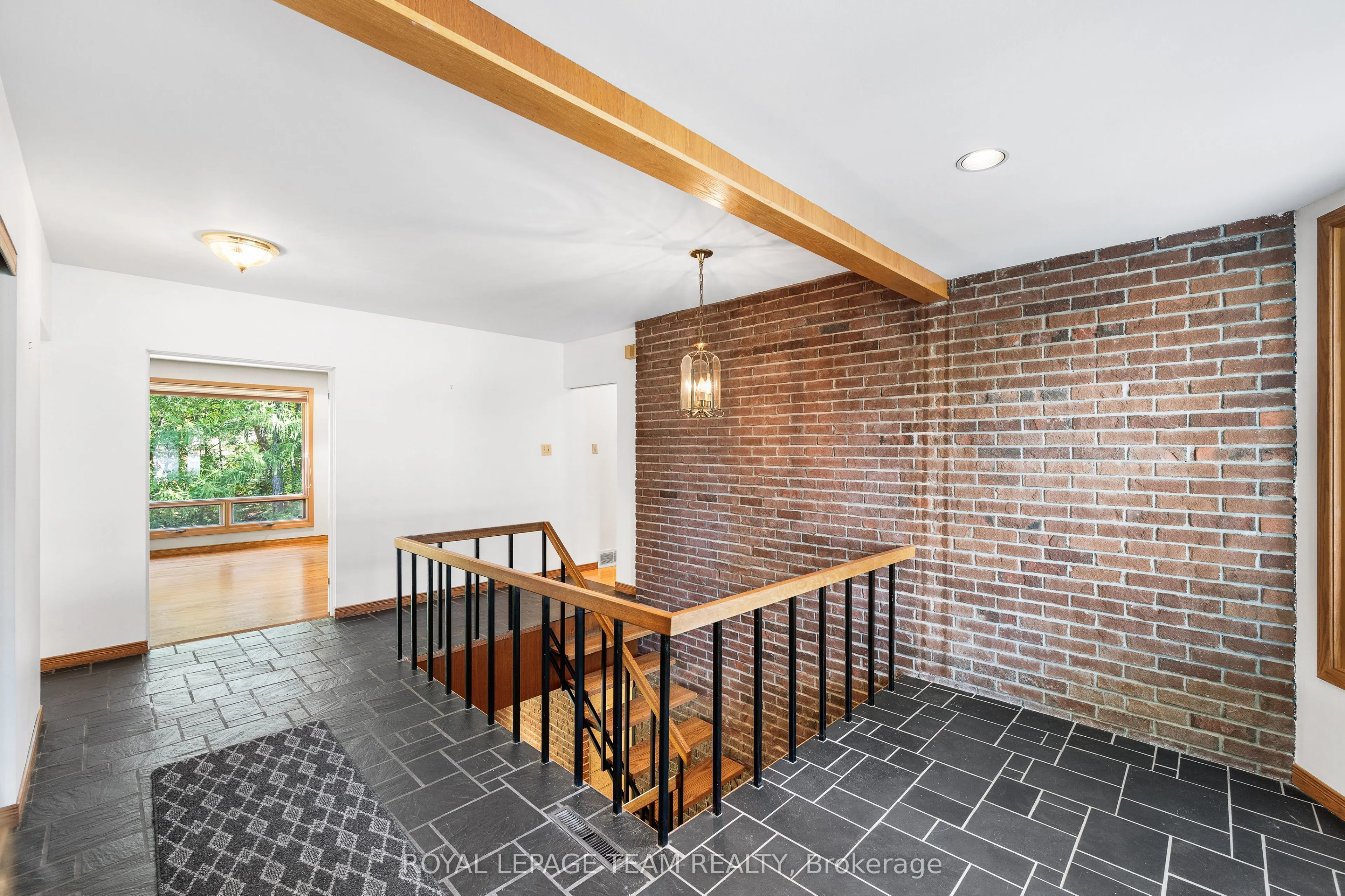 1495 Prince Of Wales Drive