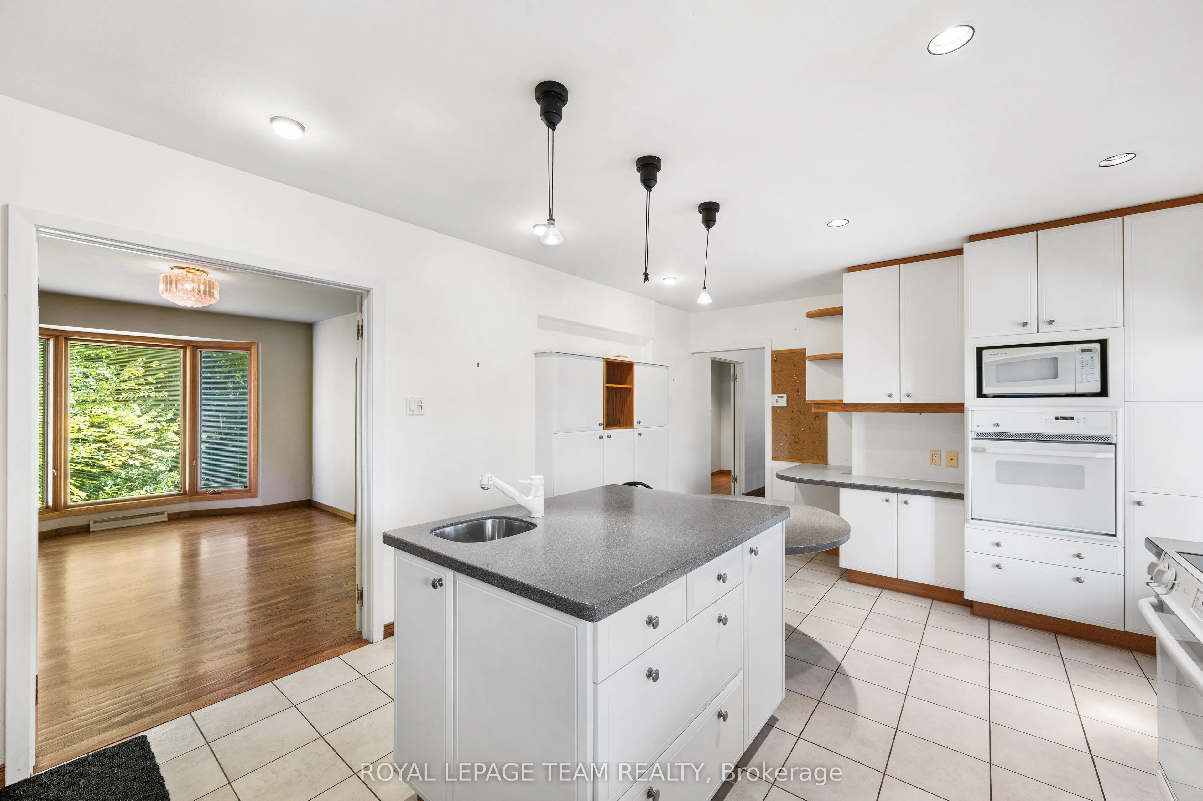 1495 Prince Of Wales Drive