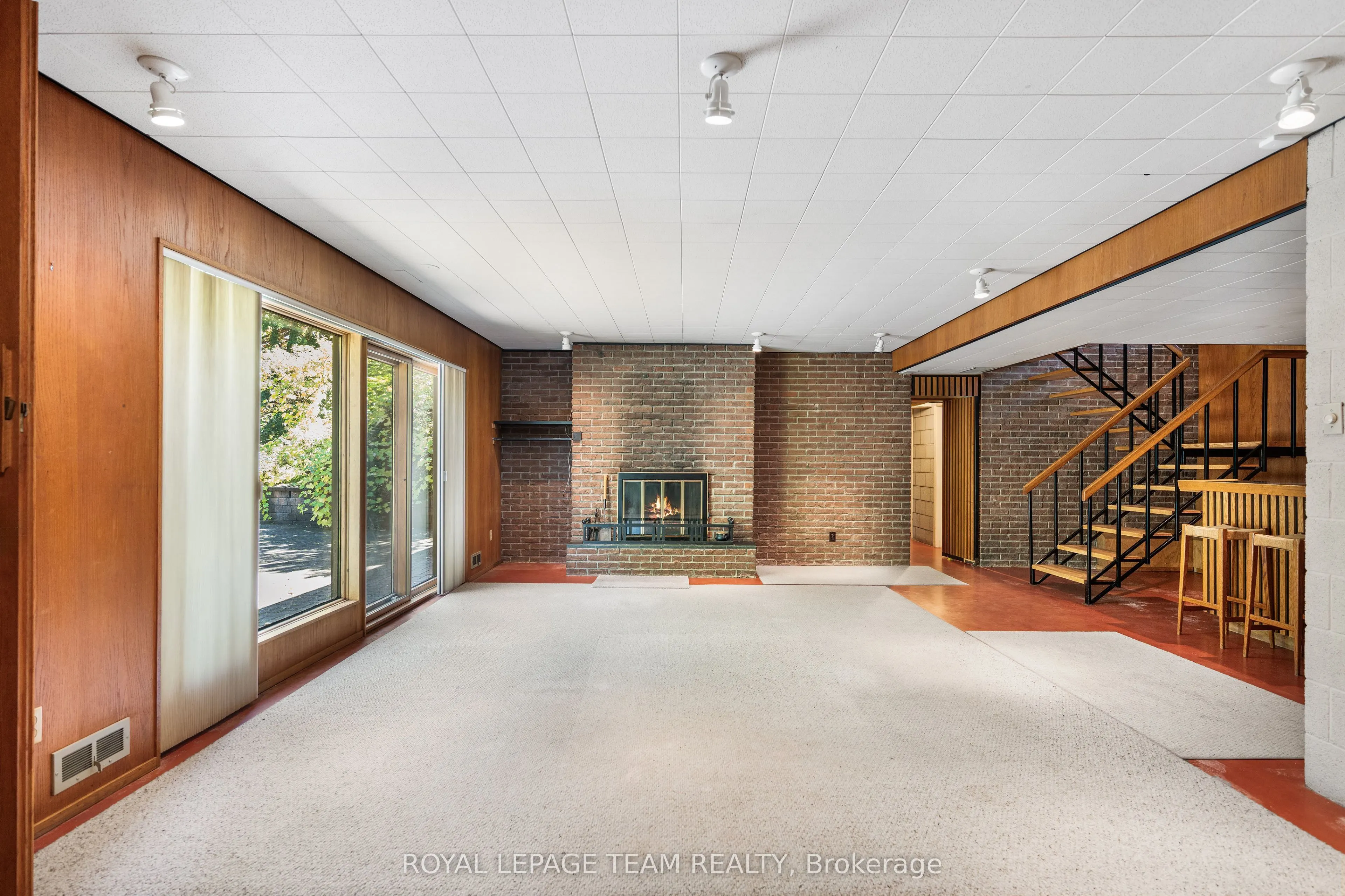 1495 Prince Of Wales Drive