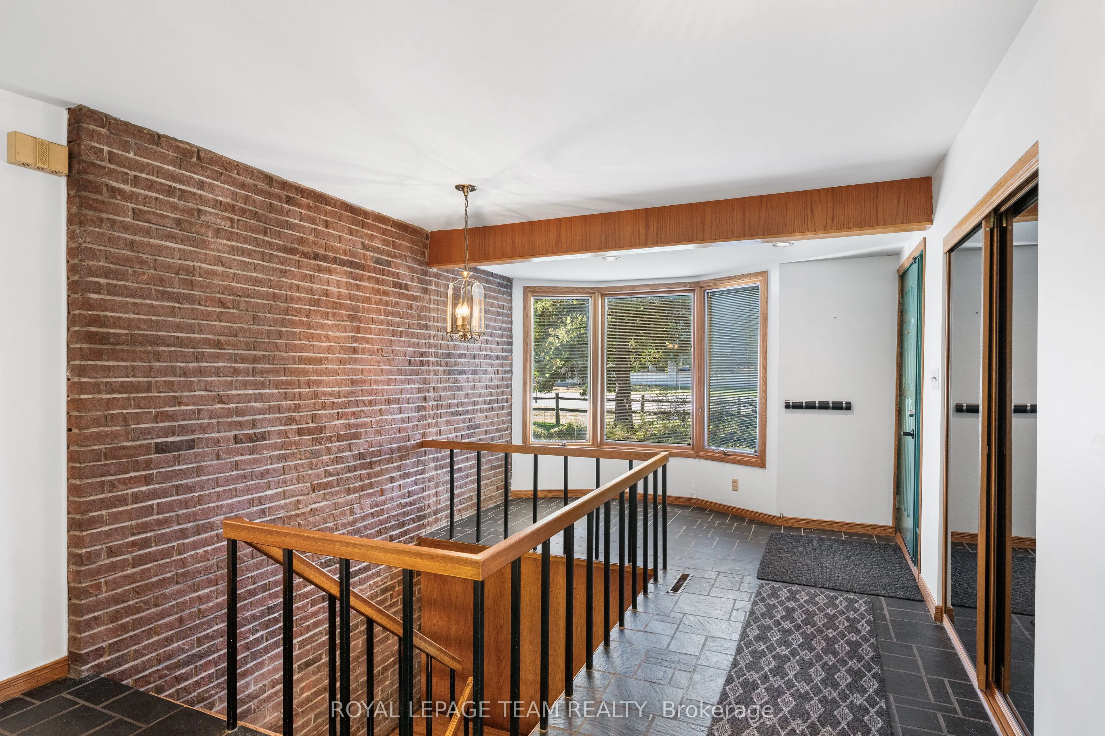 1495 Prince Of Wales Drive
