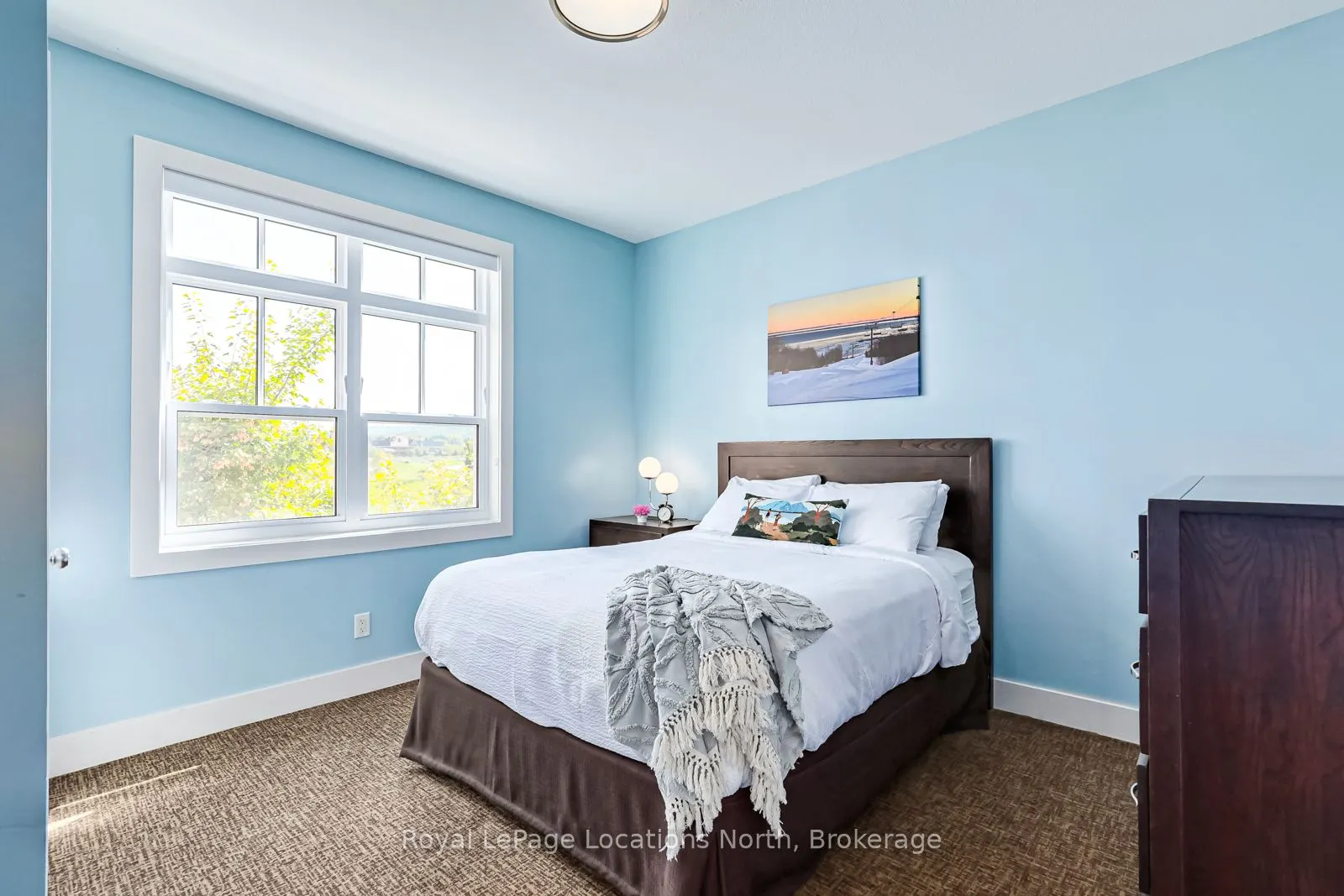 125 FAIRWAY Court, #221