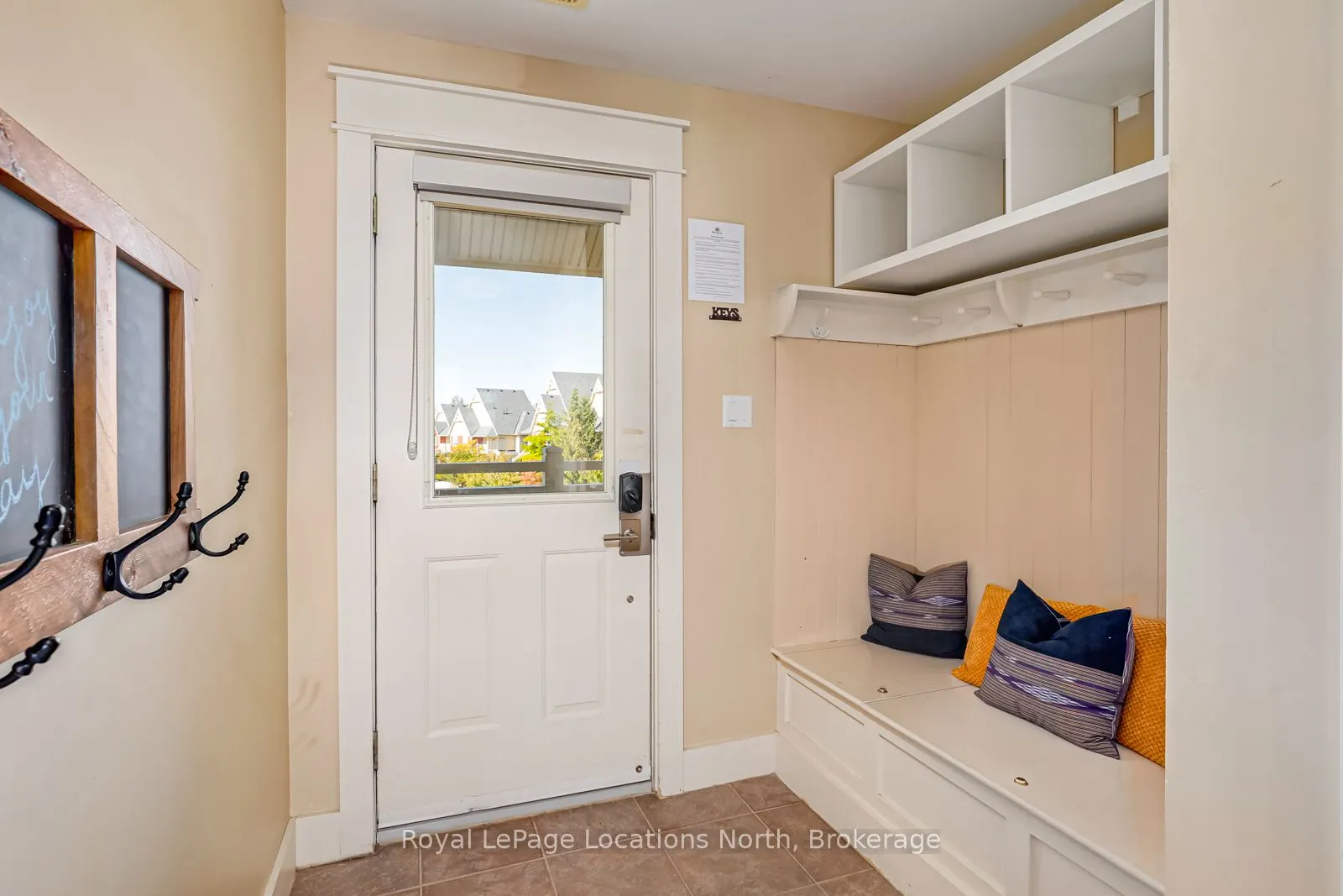 125 FAIRWAY Court, #221