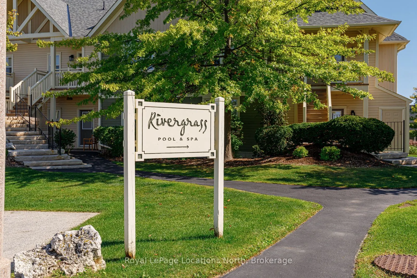 125 FAIRWAY Court, #221