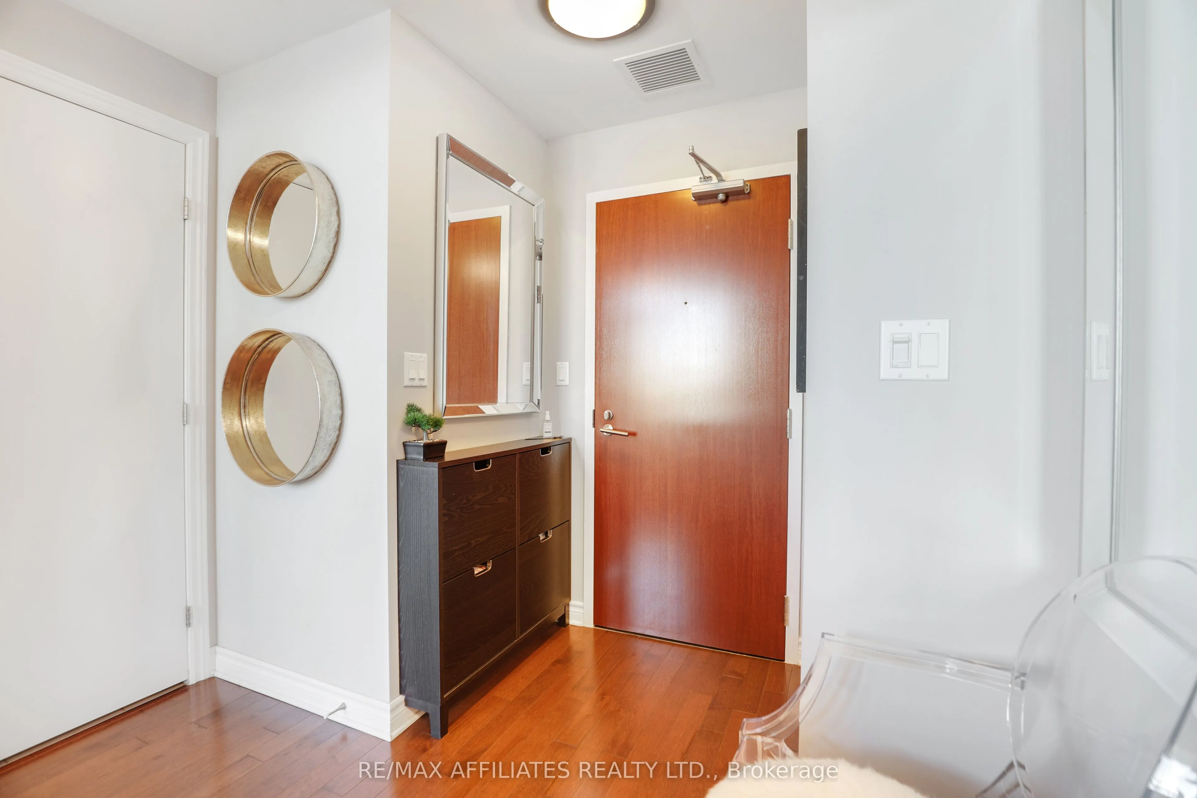 575 Byron Avenue, #407