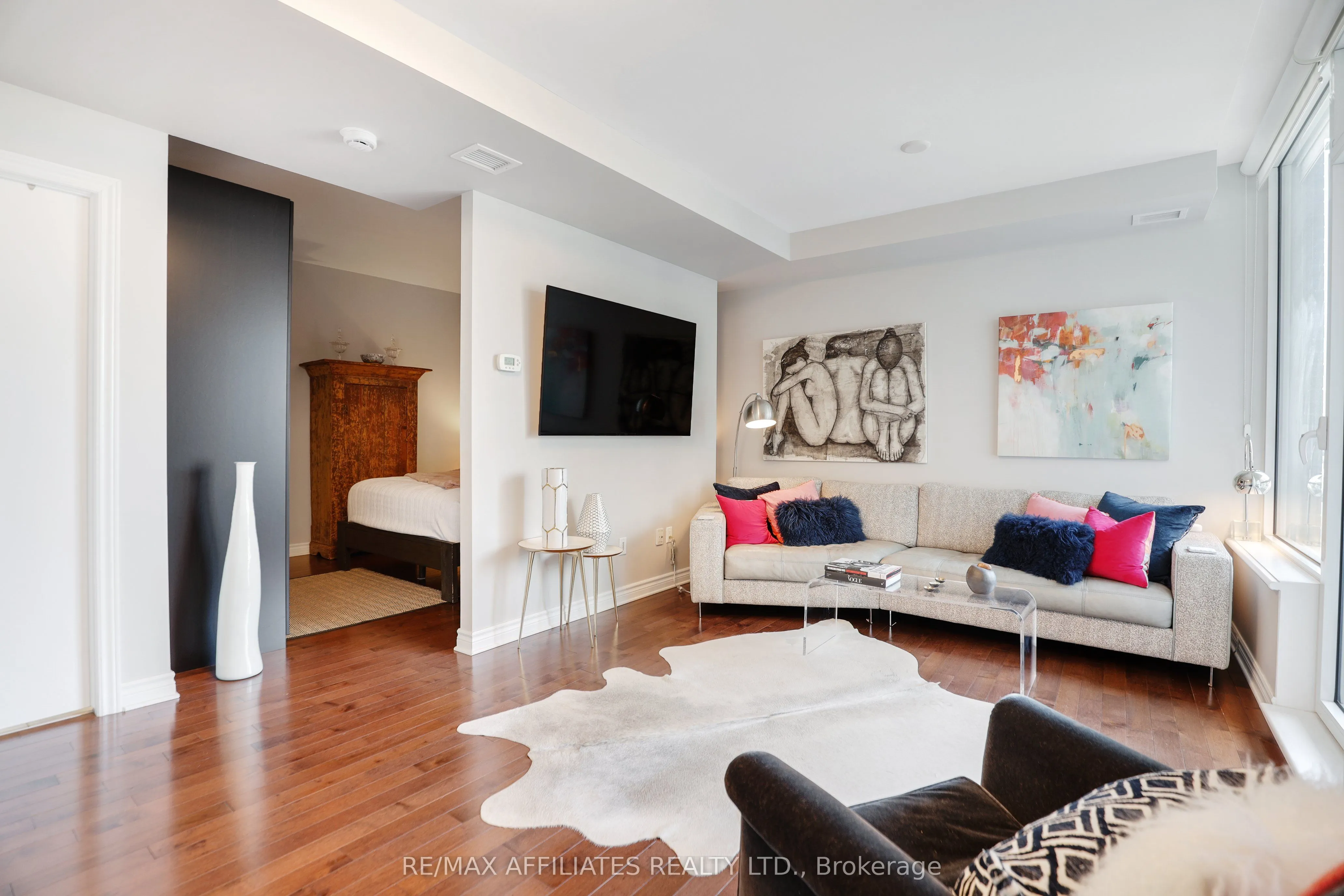 575 Byron Avenue, #407
