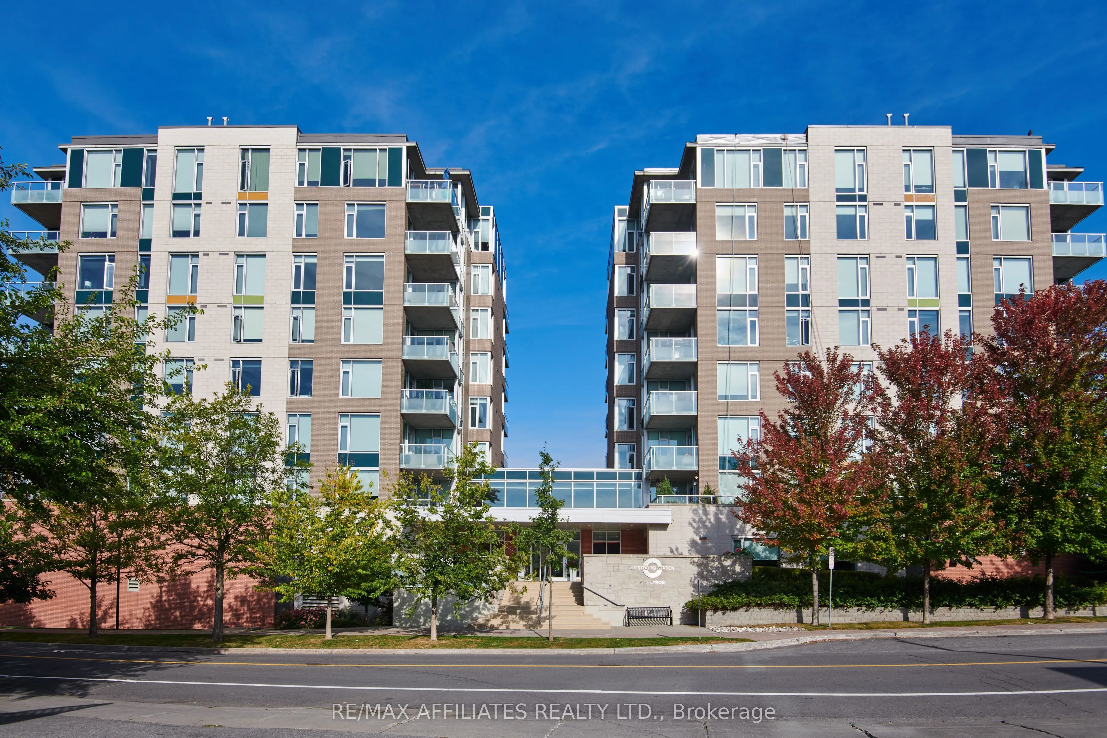 575 Byron Avenue, #407