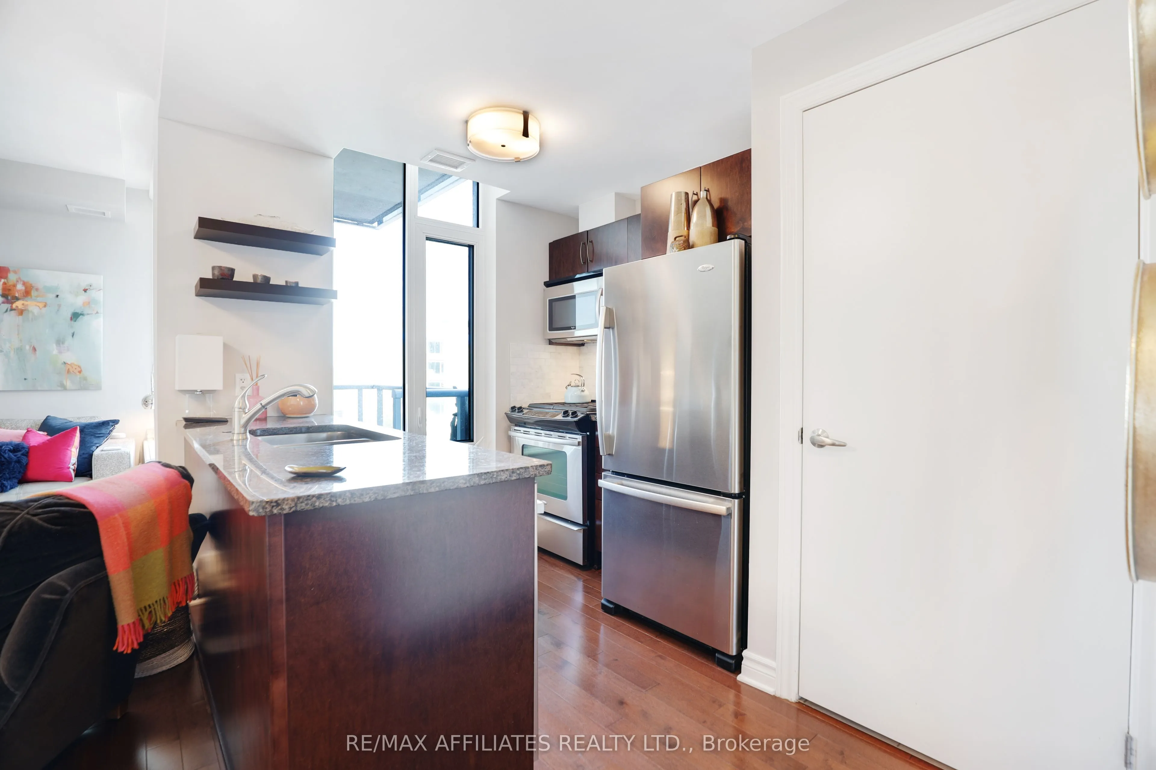 575 Byron Avenue, #407