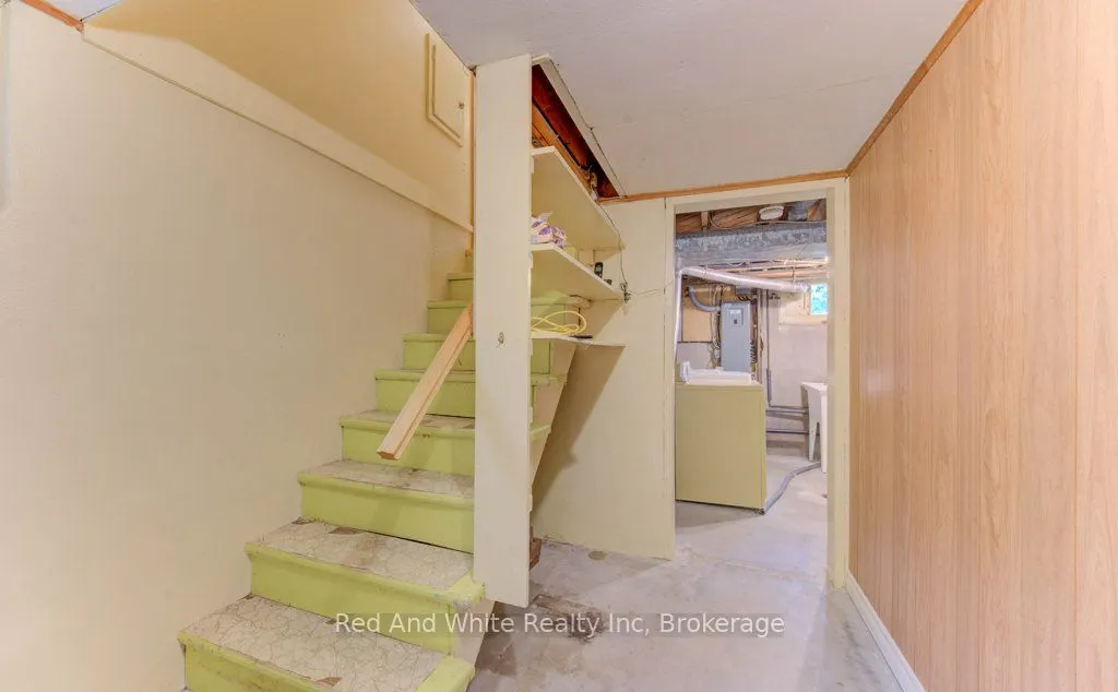 155 Elgin Crescent