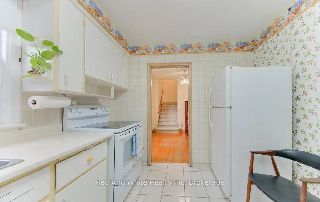 155 Elgin Crescent