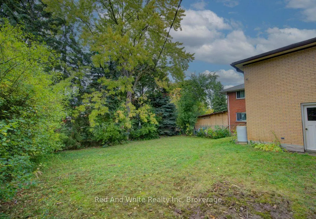 155 Elgin Crescent