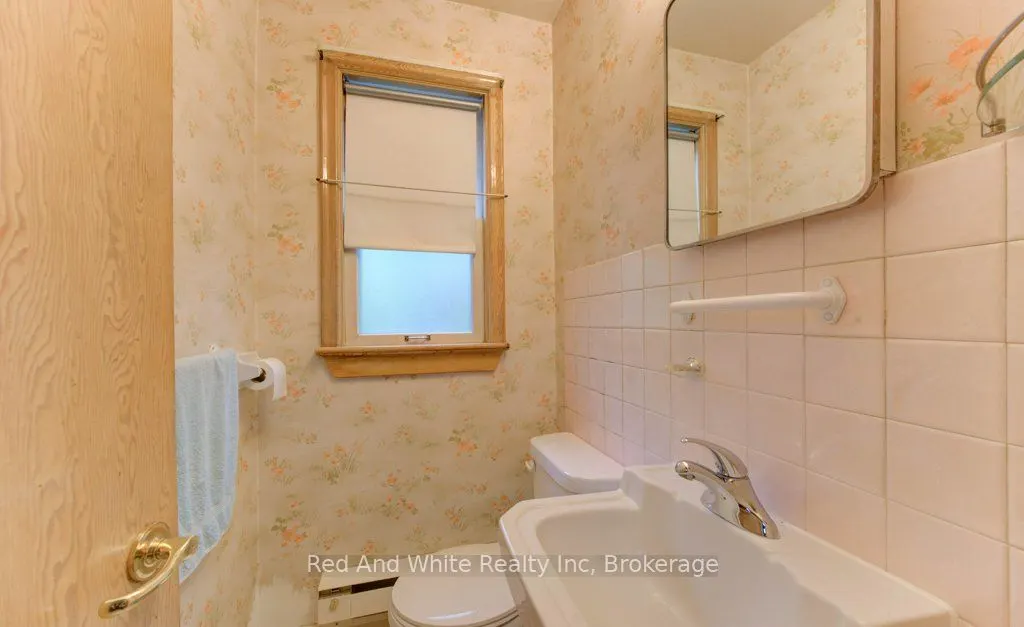 155 Elgin Crescent