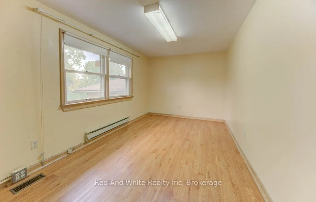 155 Elgin Crescent
